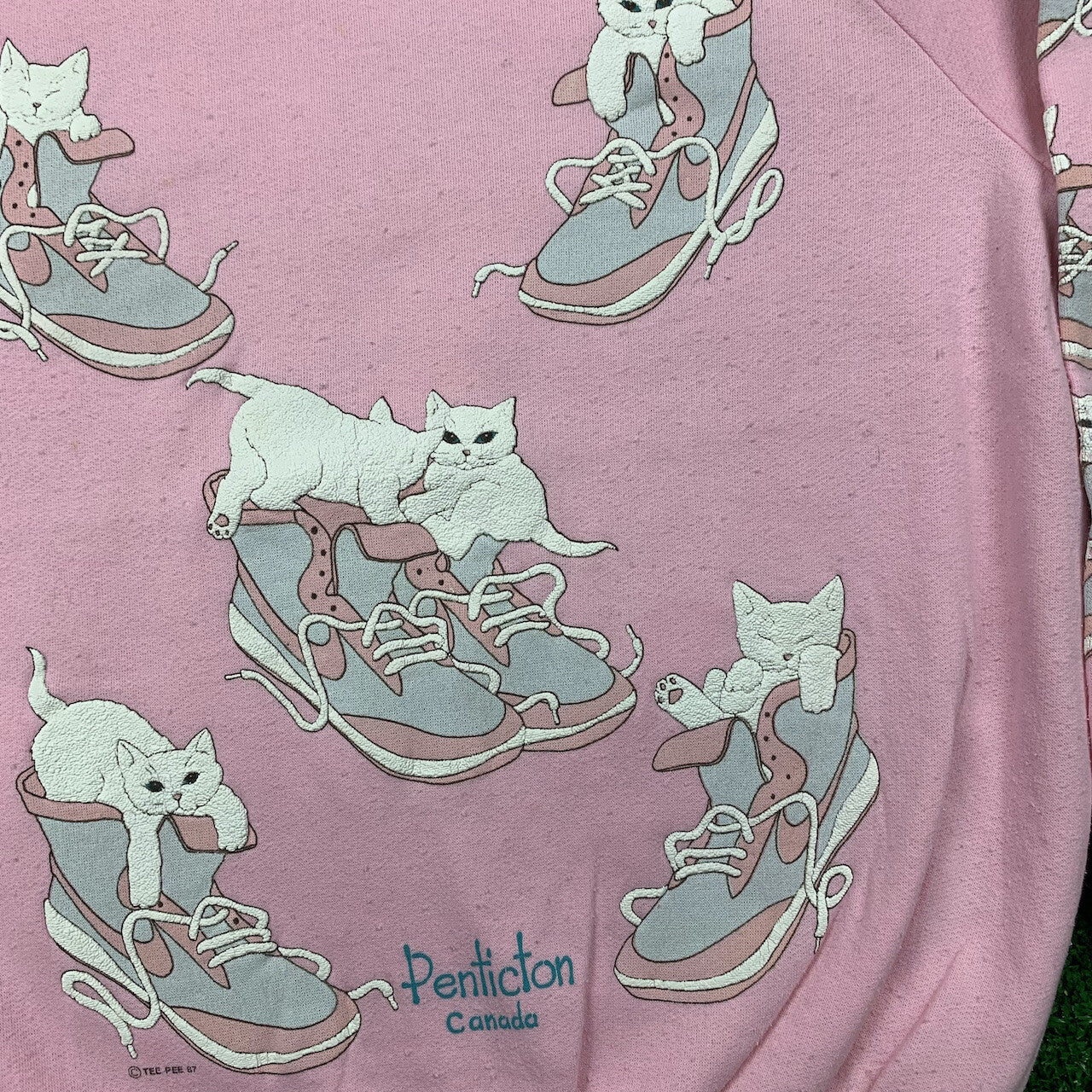 Nike Vintage Sweatshirt Mens T Shirt Pink Cats Cute Animals Canada Shoes Love