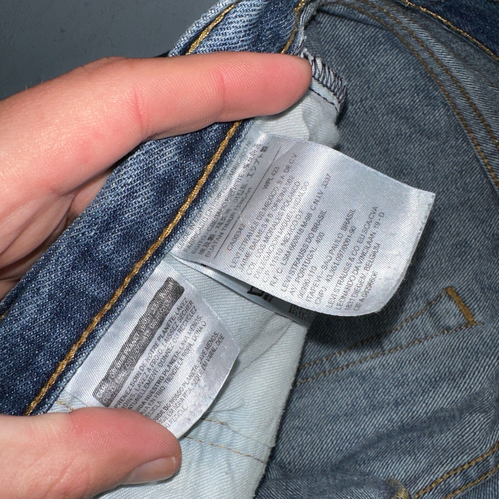 Levis 501 Y2K XX Straight Leg Jeans Blue VTG Med Wash 36x34 Act 37x32