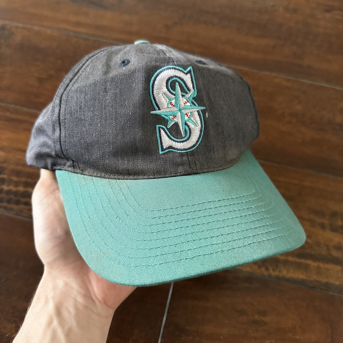 Seattle Mariners  Hat Cap One Size Adjustable Cotton Blend Embroidered Logo 90s