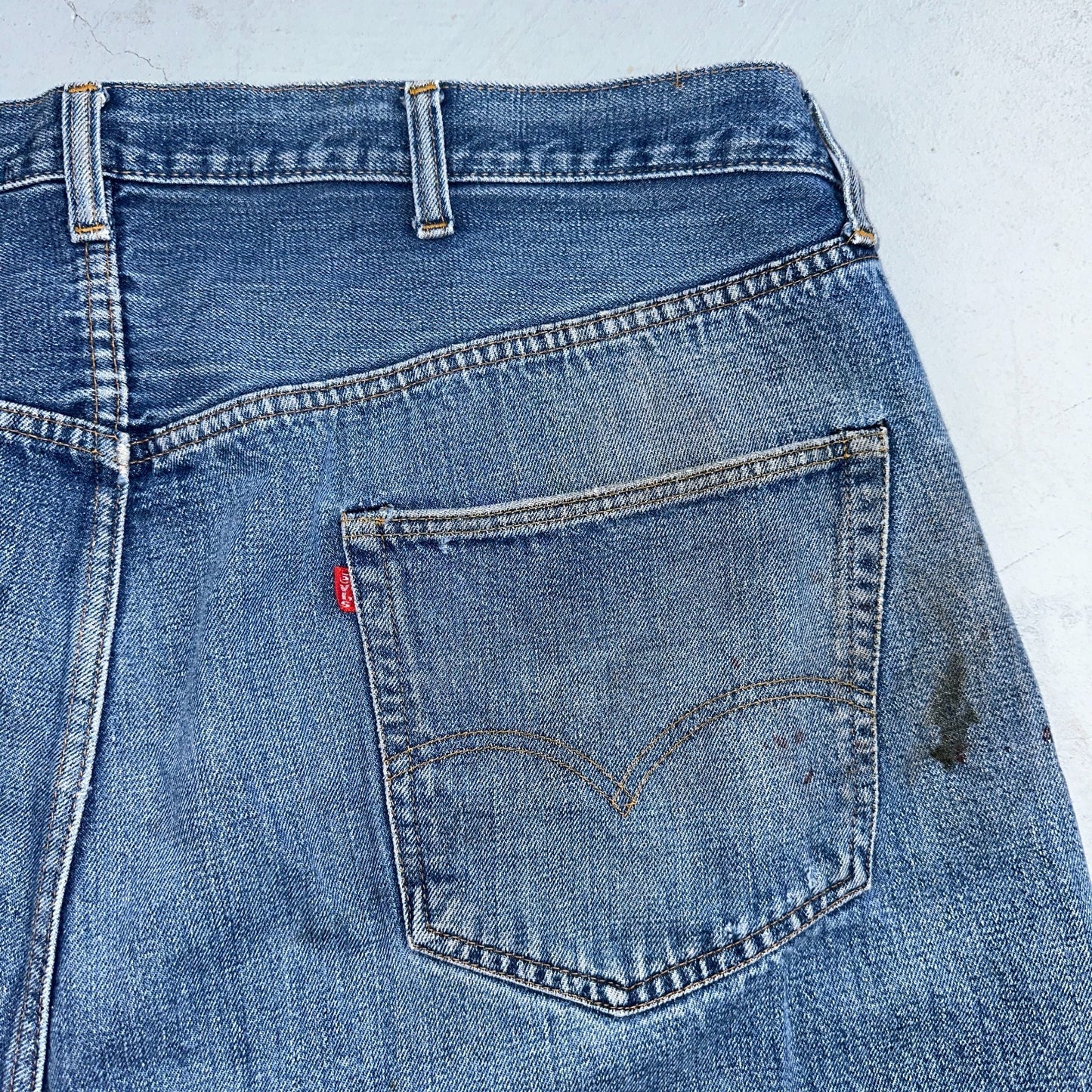 Levis 501 Vintage 70s SS Redline Selvedge USA XX Jeans Med Wash 48x30 Act 44x27