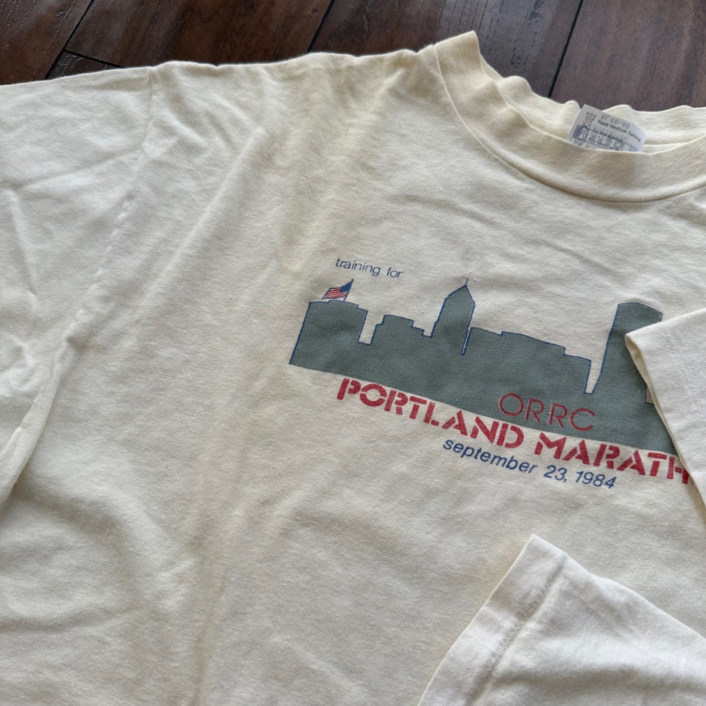 Portland Marathon Vintage T Shirt Used White 80s Running Road Runner 1986 Hanes