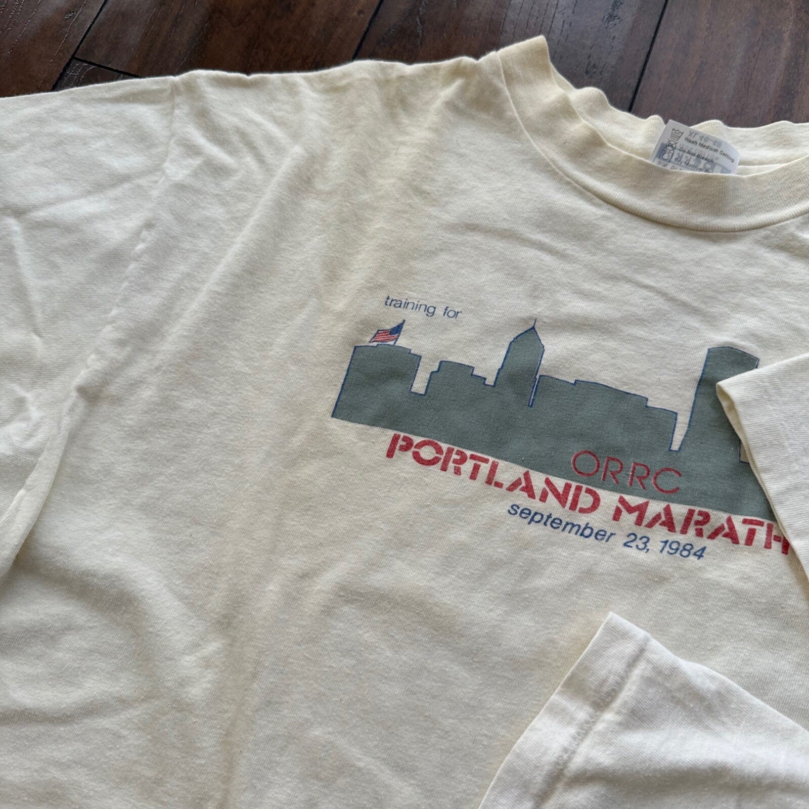Portland Marathon Vintage T Shirt Used White 80s Running Road Runner 1986 Hanes