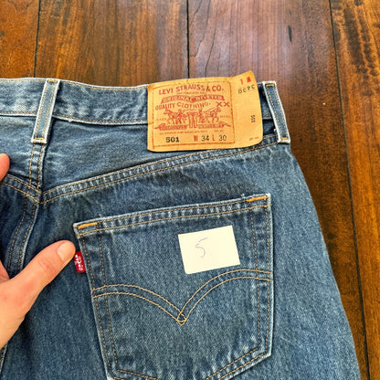 VTG Levis 501 XX Button Fly 90s Y2K Jeans Denim Straight Capri 34x30 Act 31x25