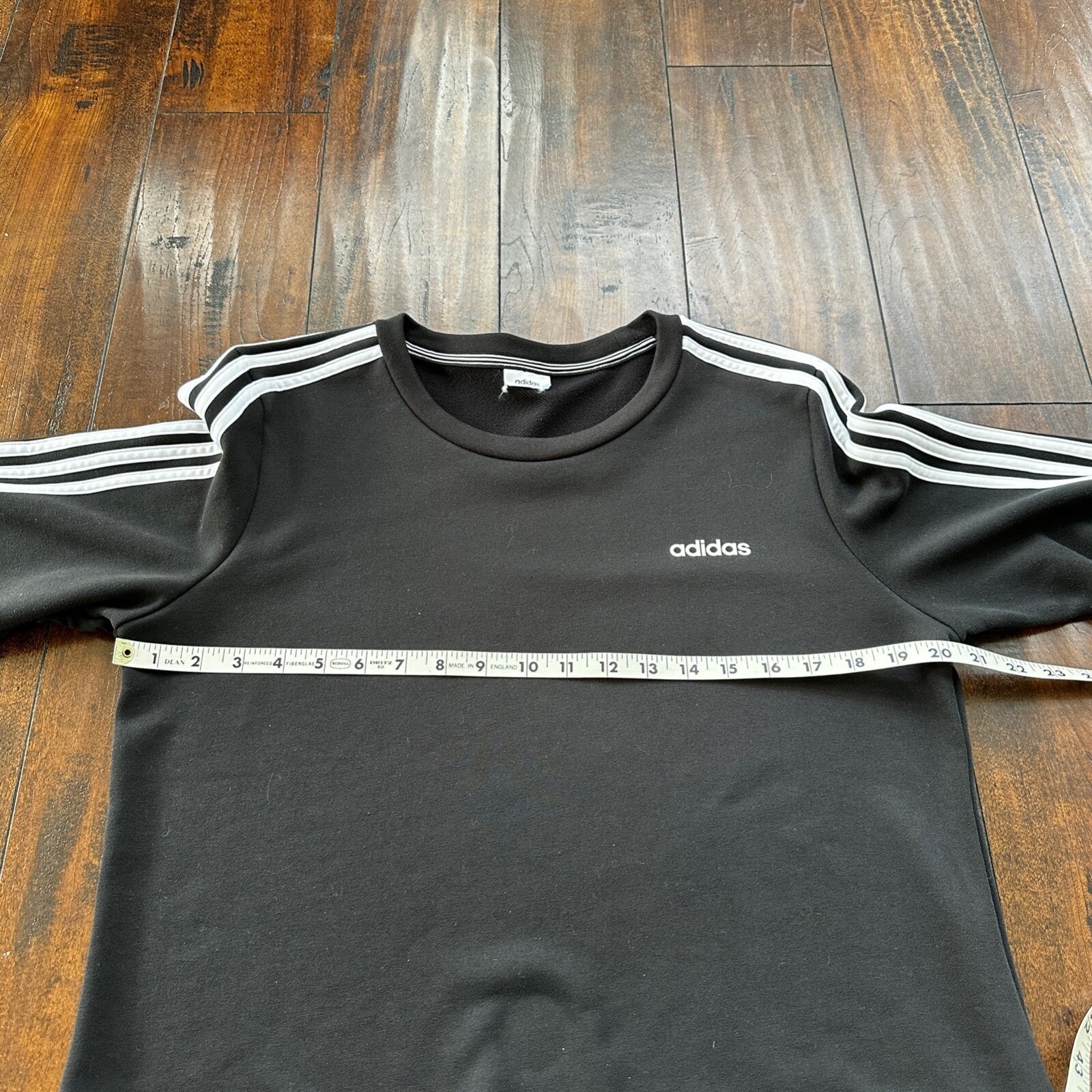 Adidas Women's Black Pullover Sweatshirt Size Medium Stiped Sleeves