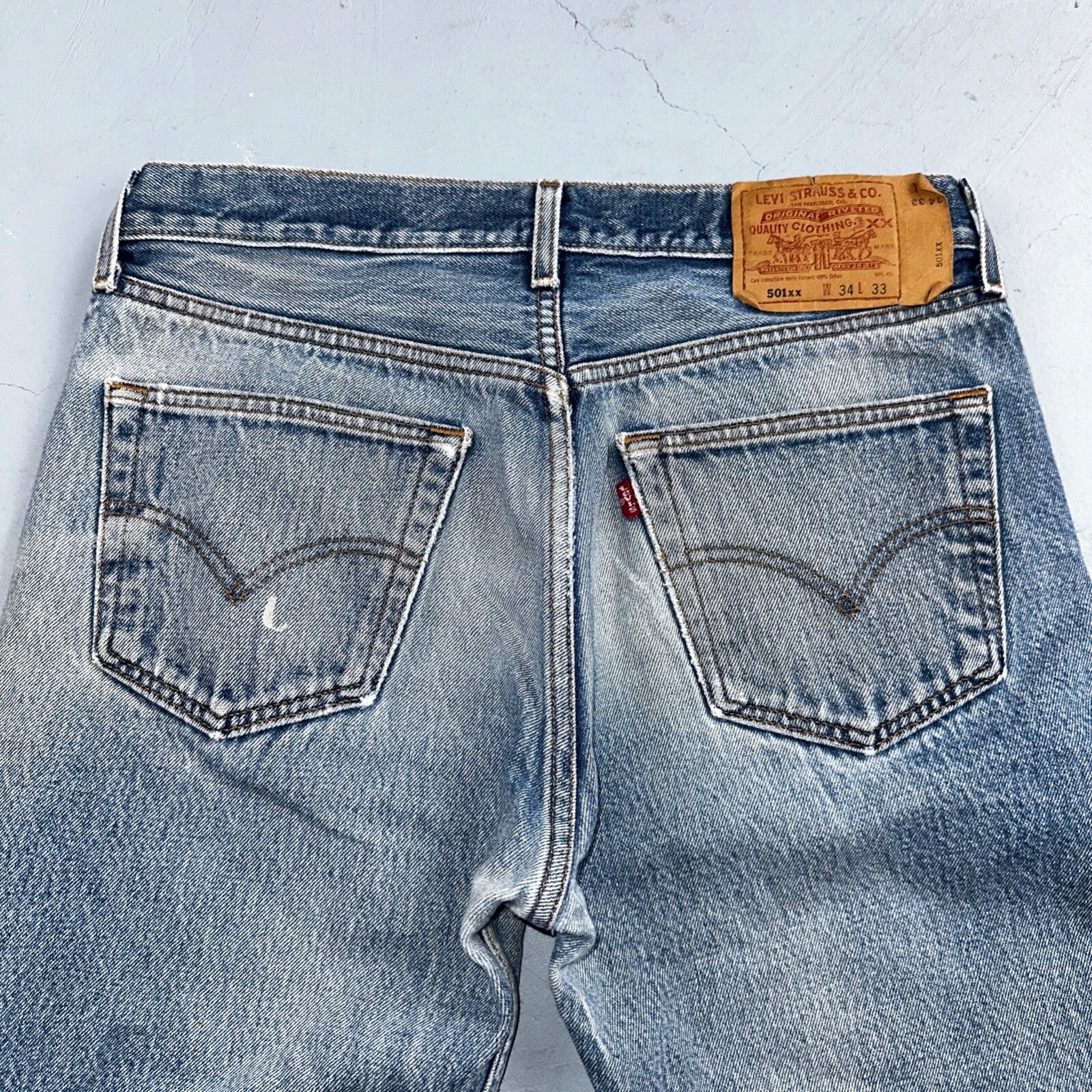 Levis 501 Vintage Y2K Mexico Straight Leg Jeans 34x33 90s Med Wash Act 32x29