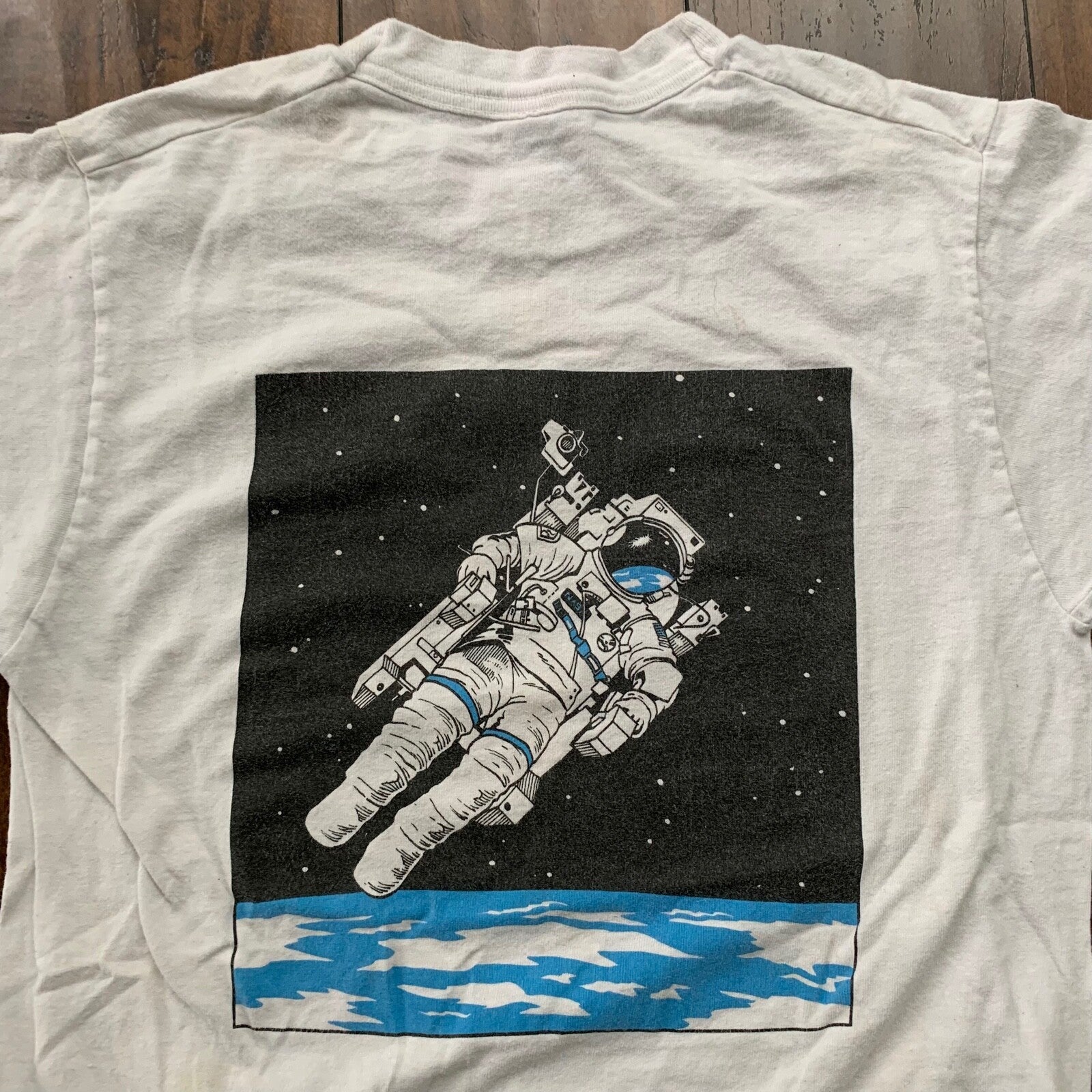 Astronaut 90s Vintage T Shirt Single Stitch Earth Day Space Tesla Cool Fly Rap