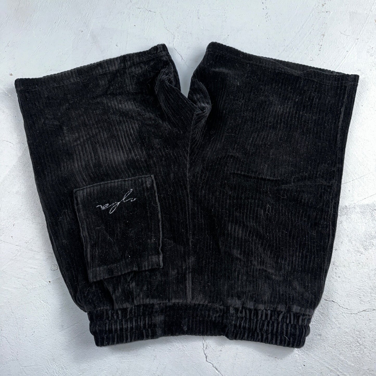 YoungLA Soft Corduroy Black Drawstring Shorts Men's Small Inseam 6" Athletic