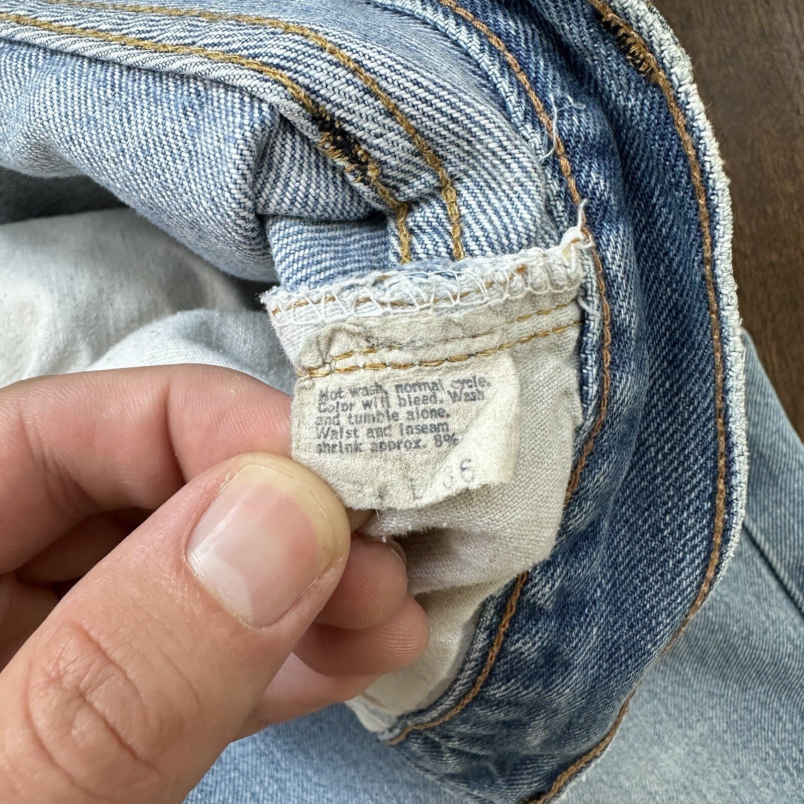 Levis Vintage 80s Redline Selvedge USA 501 XX Jeans 66 70s 33x36 Act 31x26