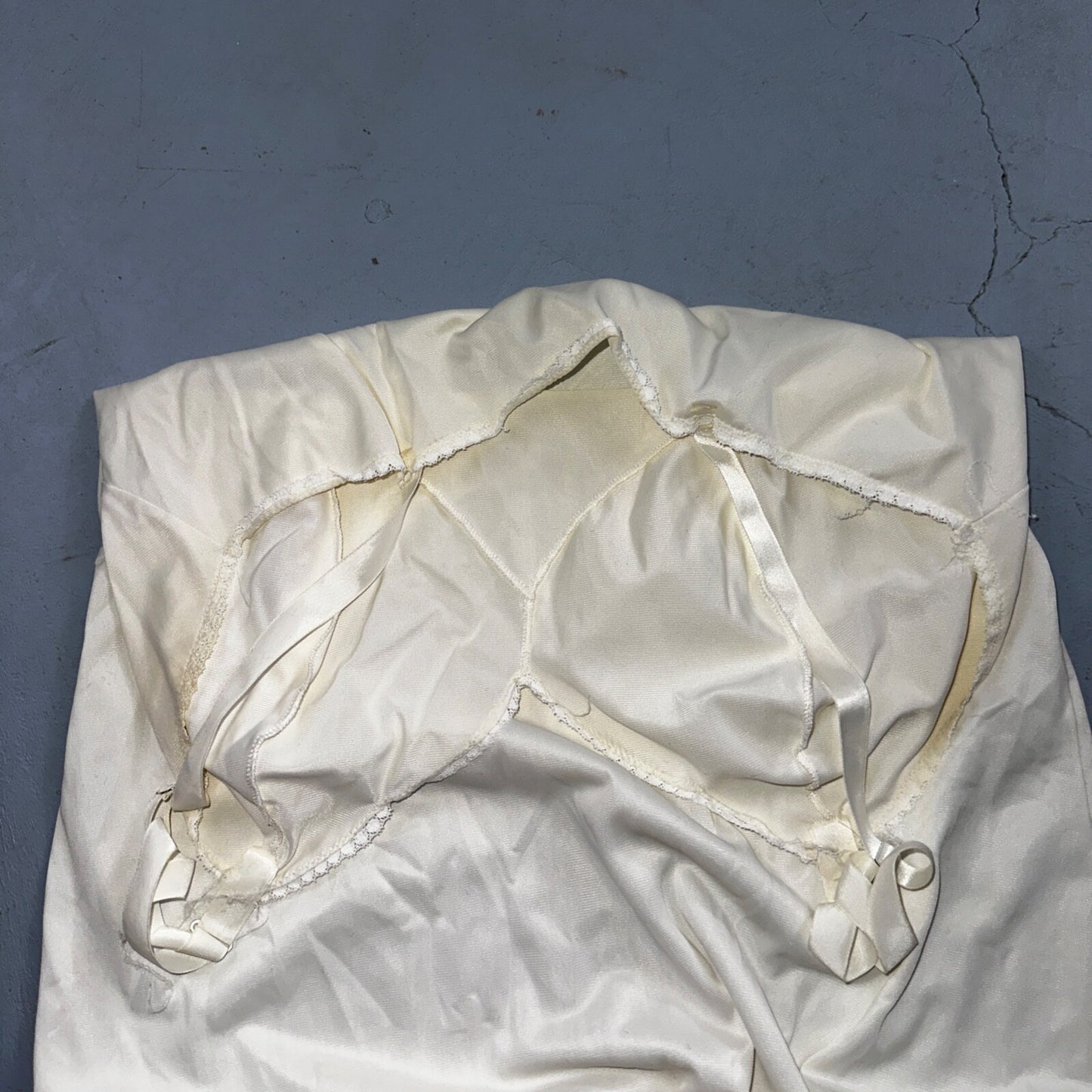 VTG Komar 1970s Lingerie Slip Dress Sleepwear Full Sweep Nightgown Lace 70s