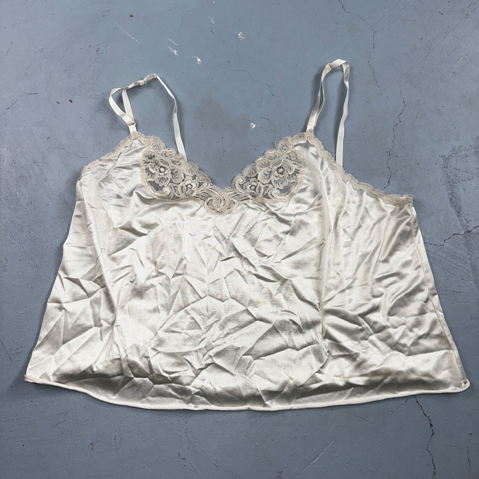 Vintage 1970s Lingerie Slip Dress Sleepwear Full Sweep Nightgown Lace 70s Crop