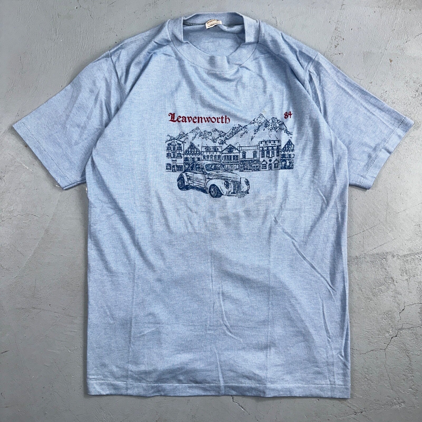 Leavenworth 80s Sportswear Oregon VTG T Shirt Cars Racing Old Fun 1984 Graphic