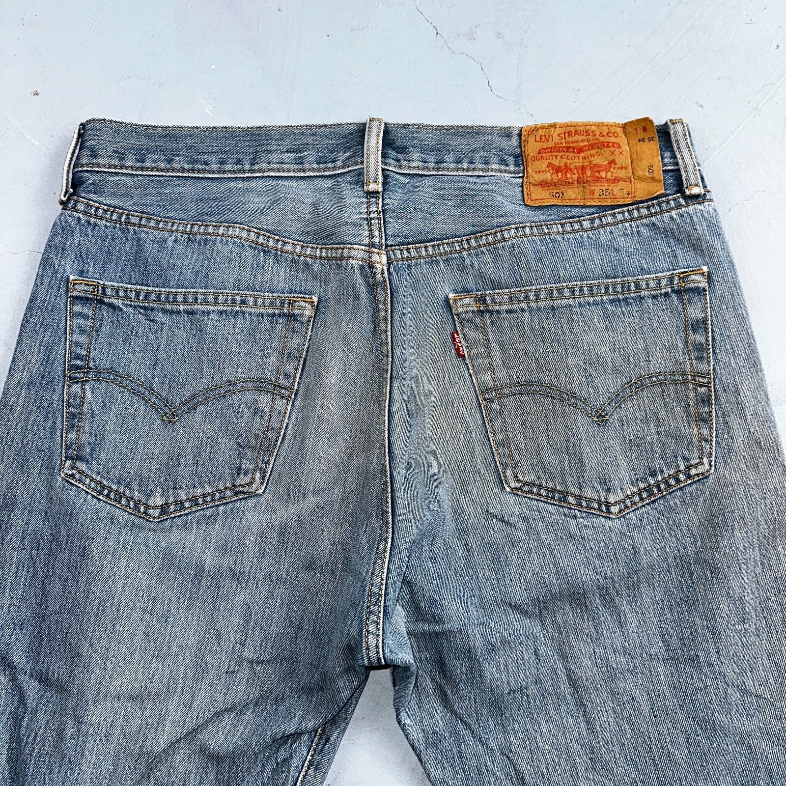 Levis 501 Vintage Y2K XX Straight Leg Jeans Blue Light Wash 35x34 Act 34x32