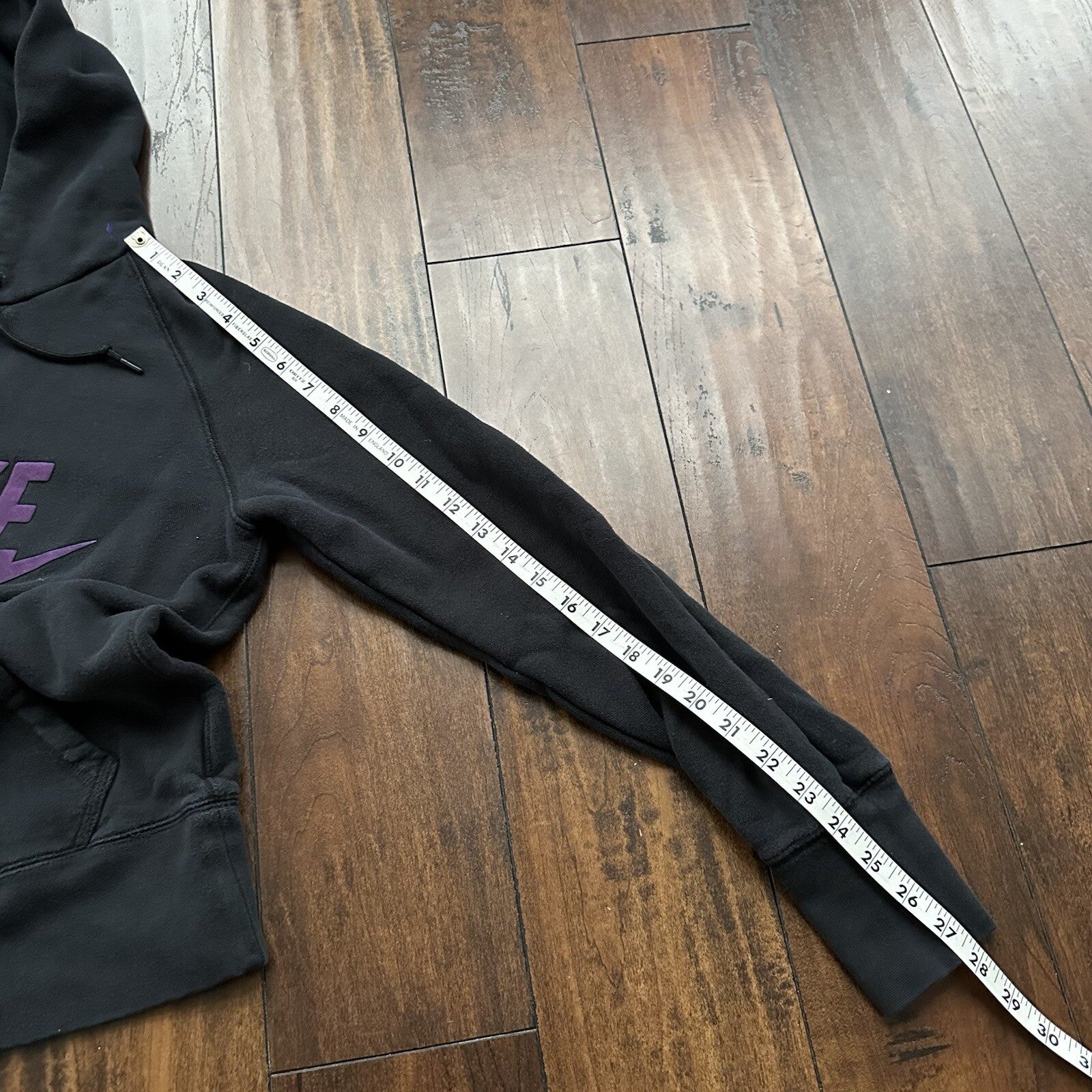 Nike Boys Sweater L Black Hoodie Logo Swoosh Pockets Pockets Long Sleeve Skate