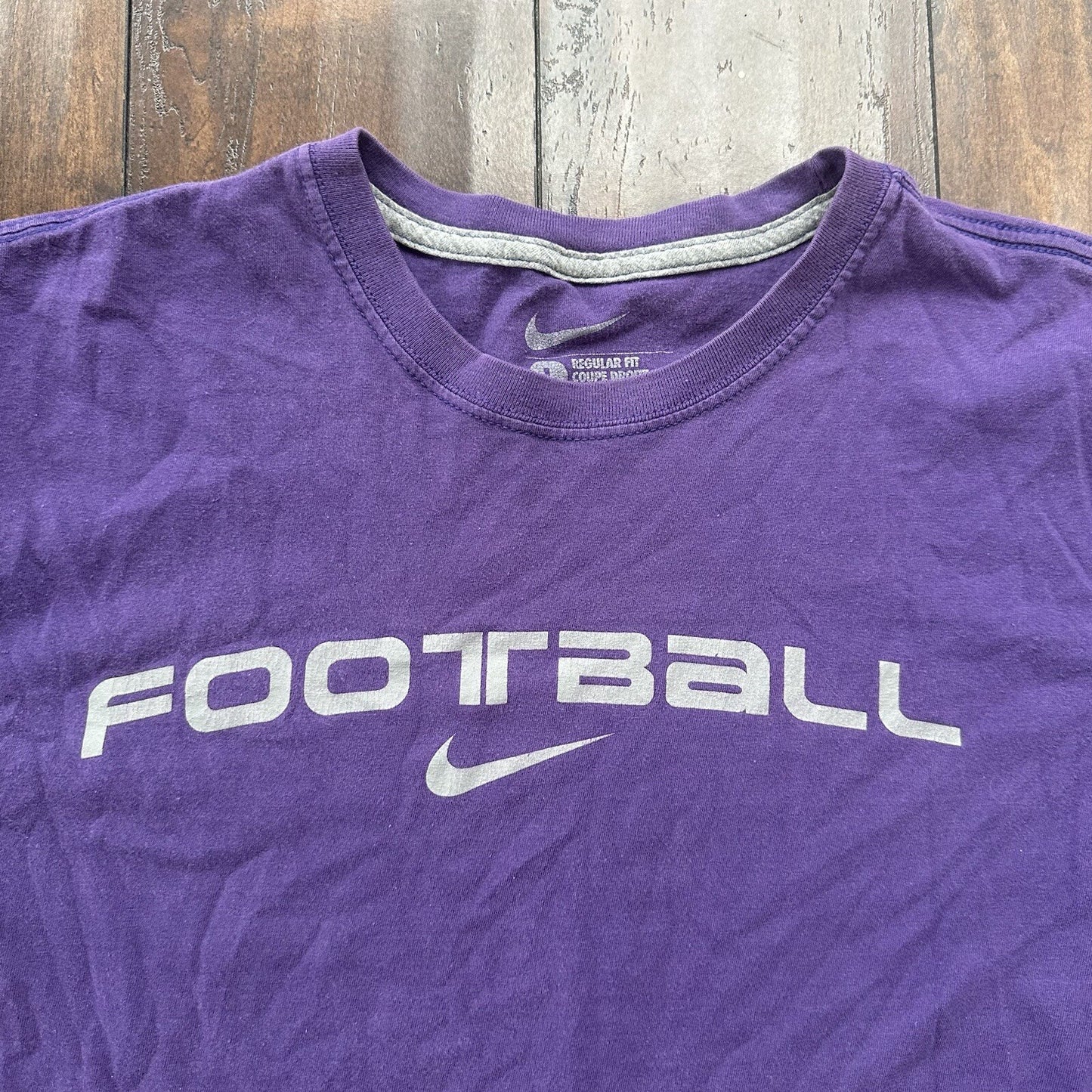 Nike Vintage Style T Shirt Center Swoosh Football Purple Sports Gym Tee