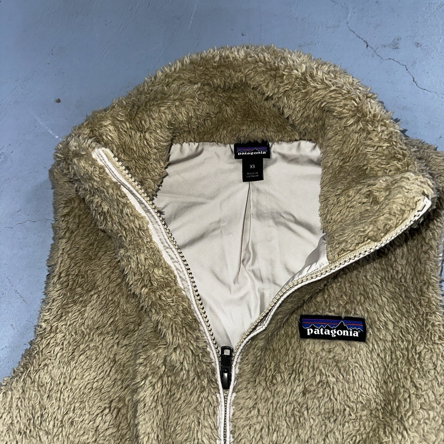 Patagonia Los Gatos El Cap Khaki Beige Teddy Fleece Full Zip Vest - XS Small