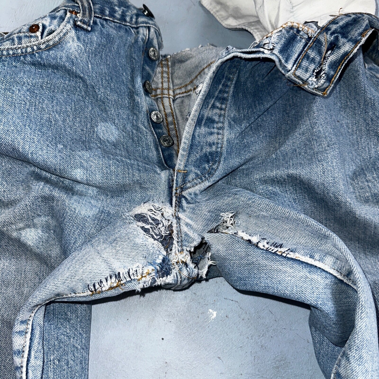 Levis 501 Vintage 80s Redline Selvedge USA XX Jeans Light Wash 32x34 Boot Cut