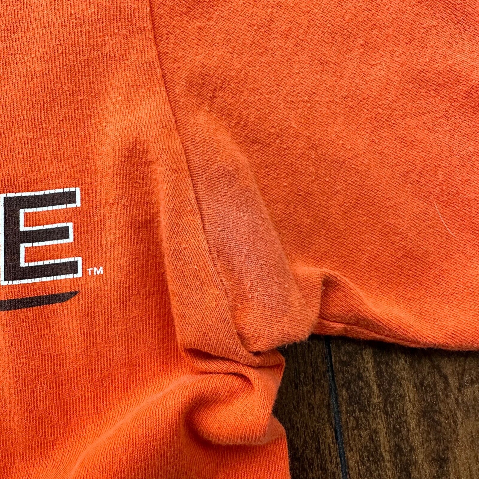 OSU Oregon State Nike Center Swoosh Vintage T Shirt Orange Y2K Beavers Football