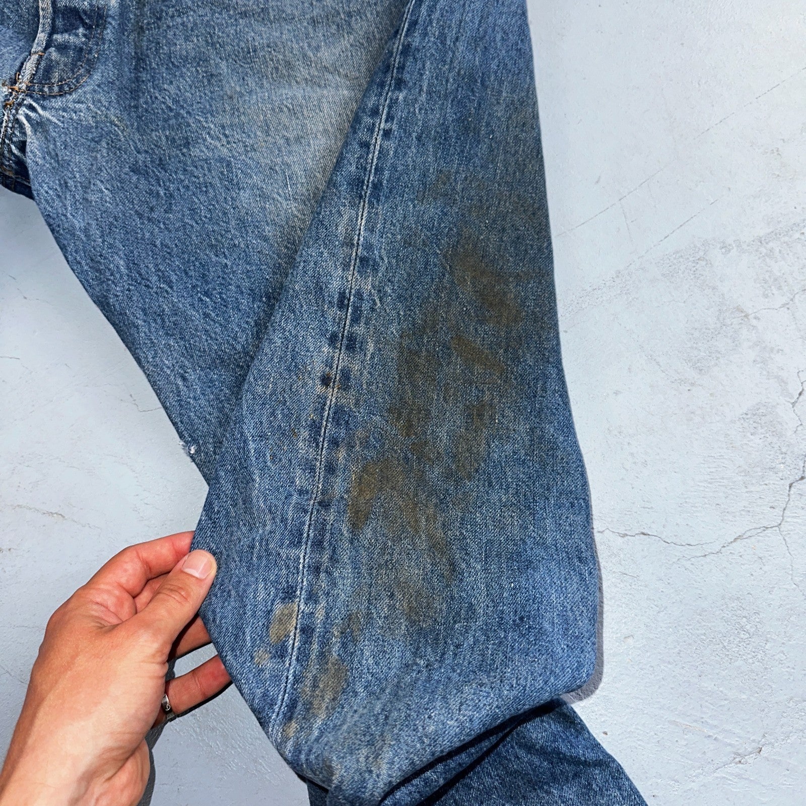 Levis 501 Vintage 80s Redline Selvedge USA XX Jeans Med Wash 48x30 Act 43x27