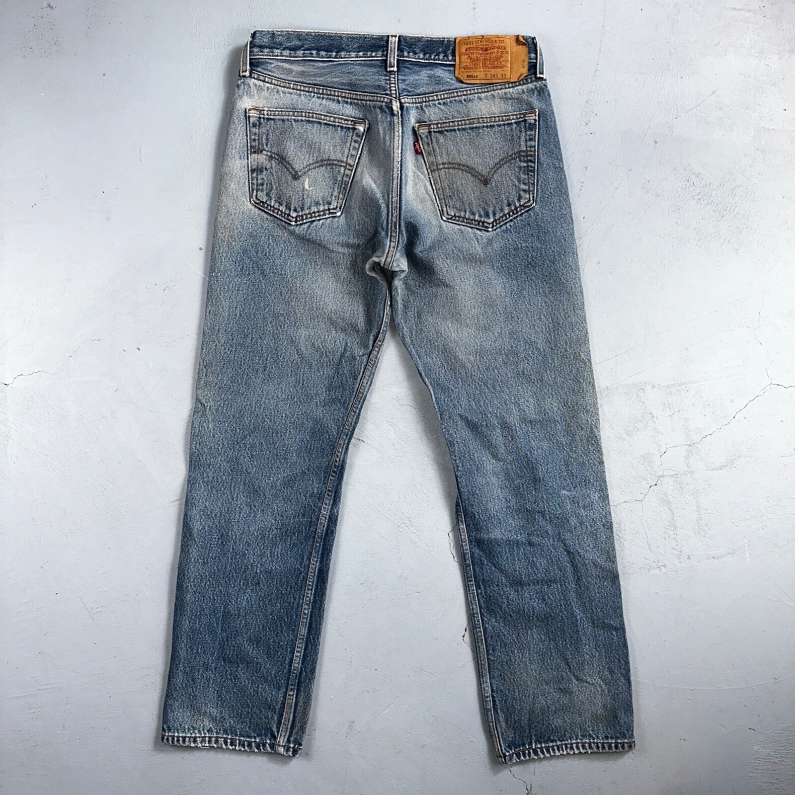 Levis 501 Vintage Y2K Mexico Straight Leg Jeans 34x33 90s Med Wash Act 32x29