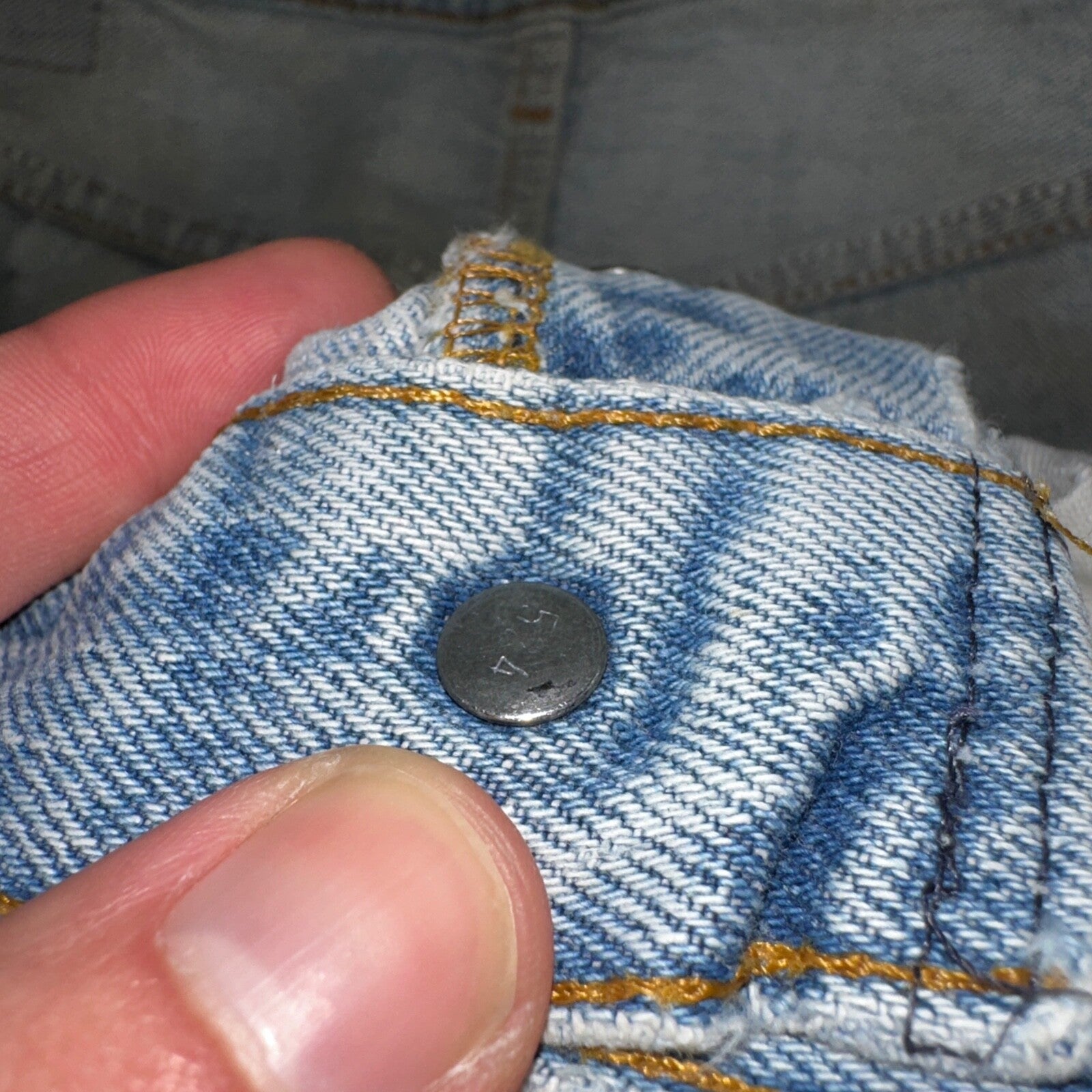 Levis 501 Vintage 80s USA XX Straight Leg Jeans Blue Light Wash Torn Act 32x33