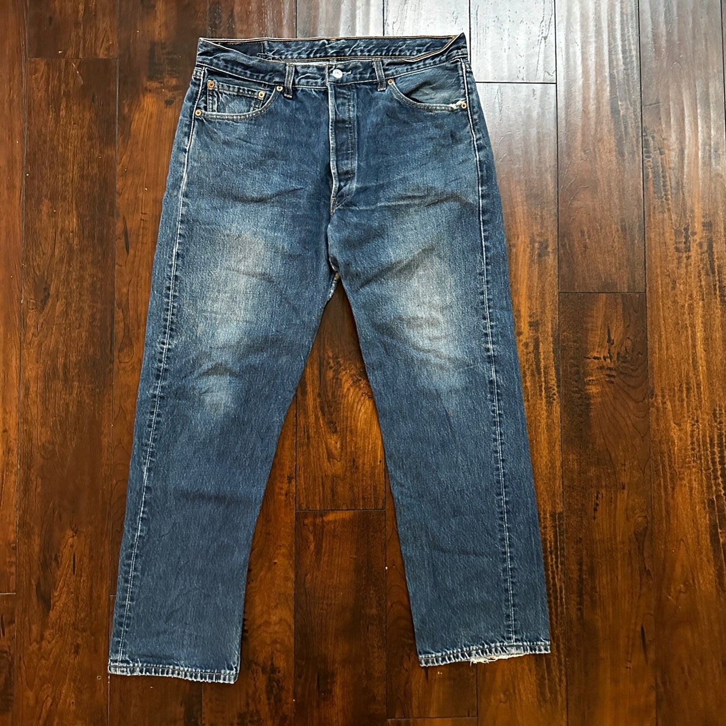 Levis 501 Vintage 90s Straight Leg XX Canada Jeans 36x30 Med Wash Act 34x29
