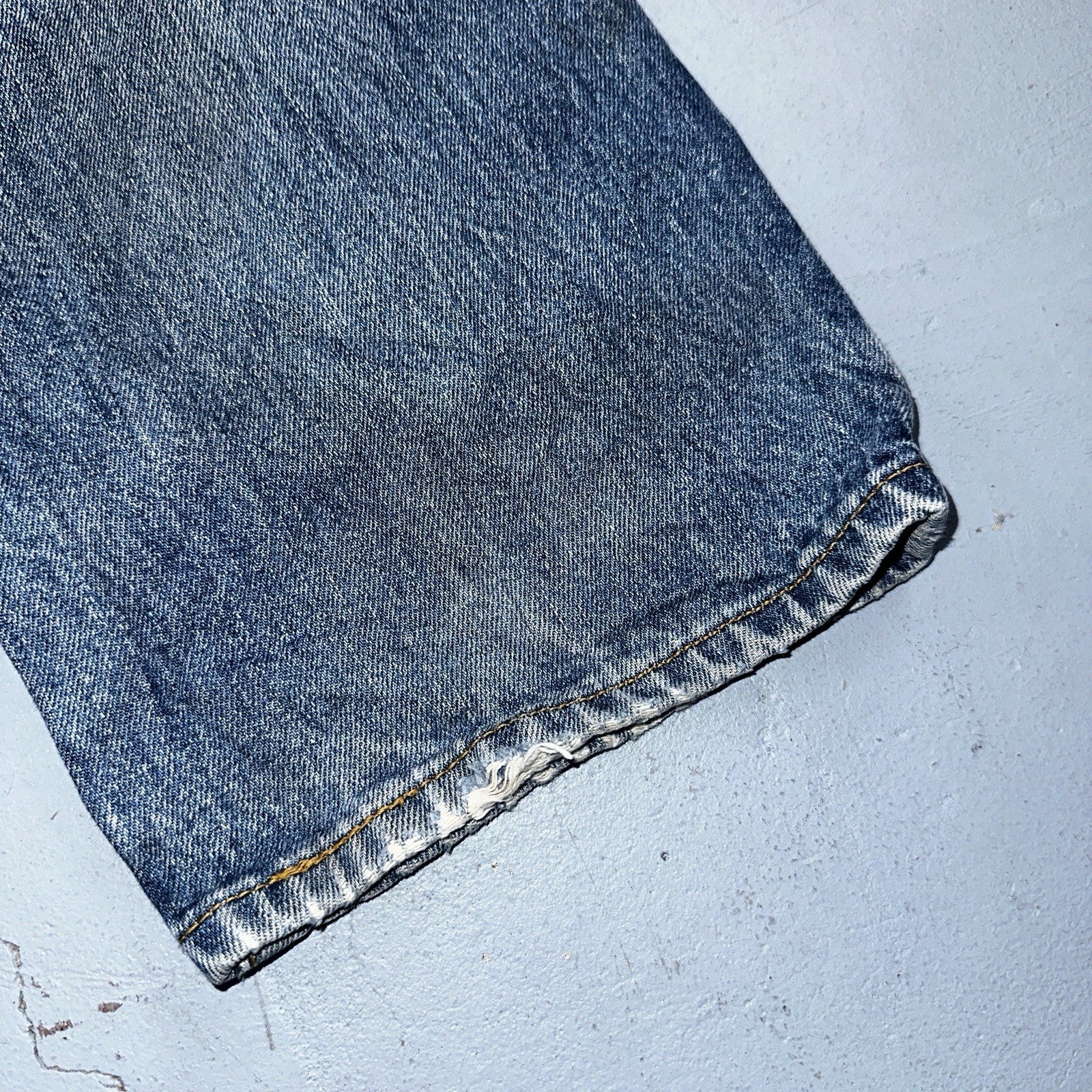 Levis 501 Vintage 90s Y2K XX Straight Leg Jeans Blue Med Wash 32x29 Act 31x28