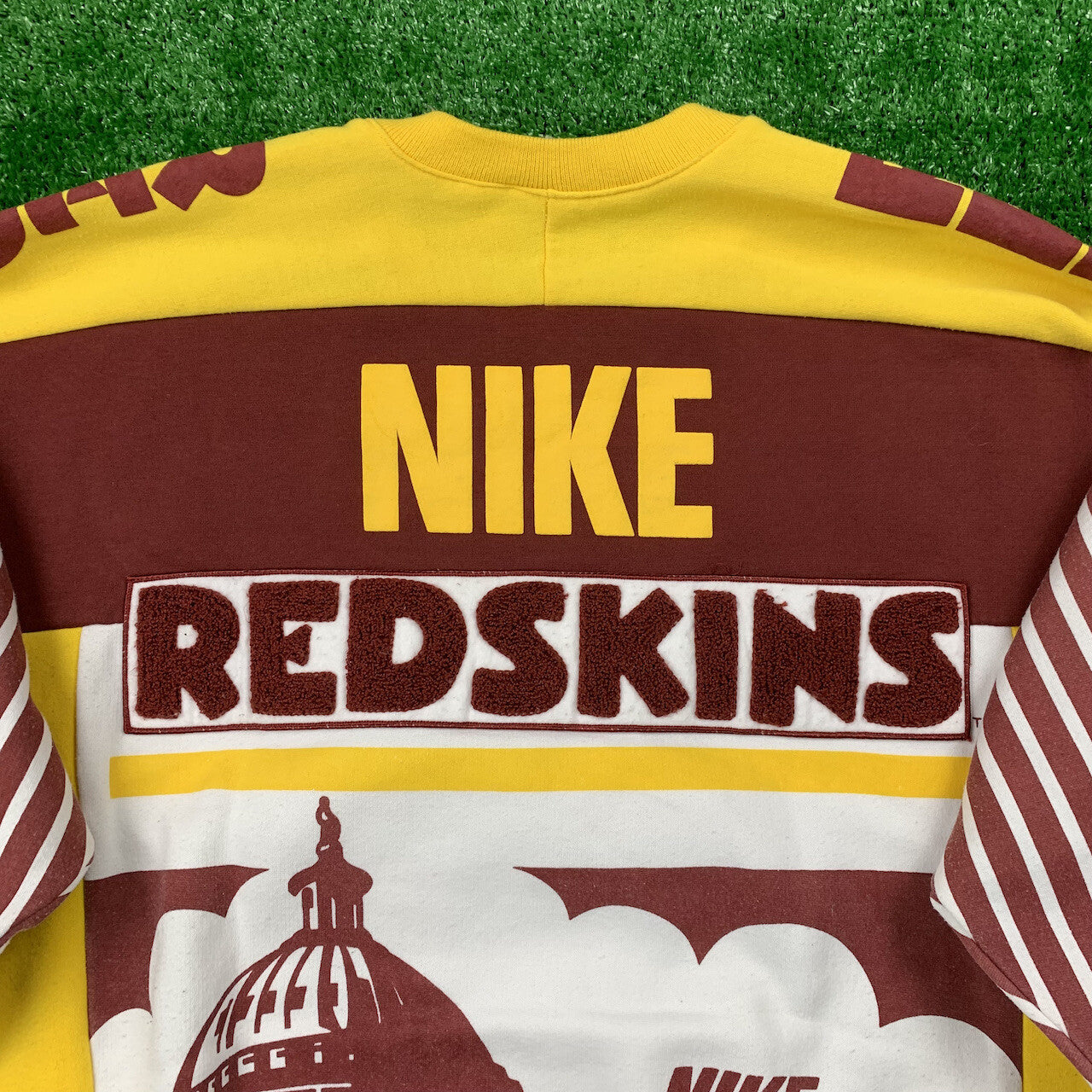 Nike Vintage Sweatshirt T Shirt NFL Skyline 80s Football Redskins Washington 90s