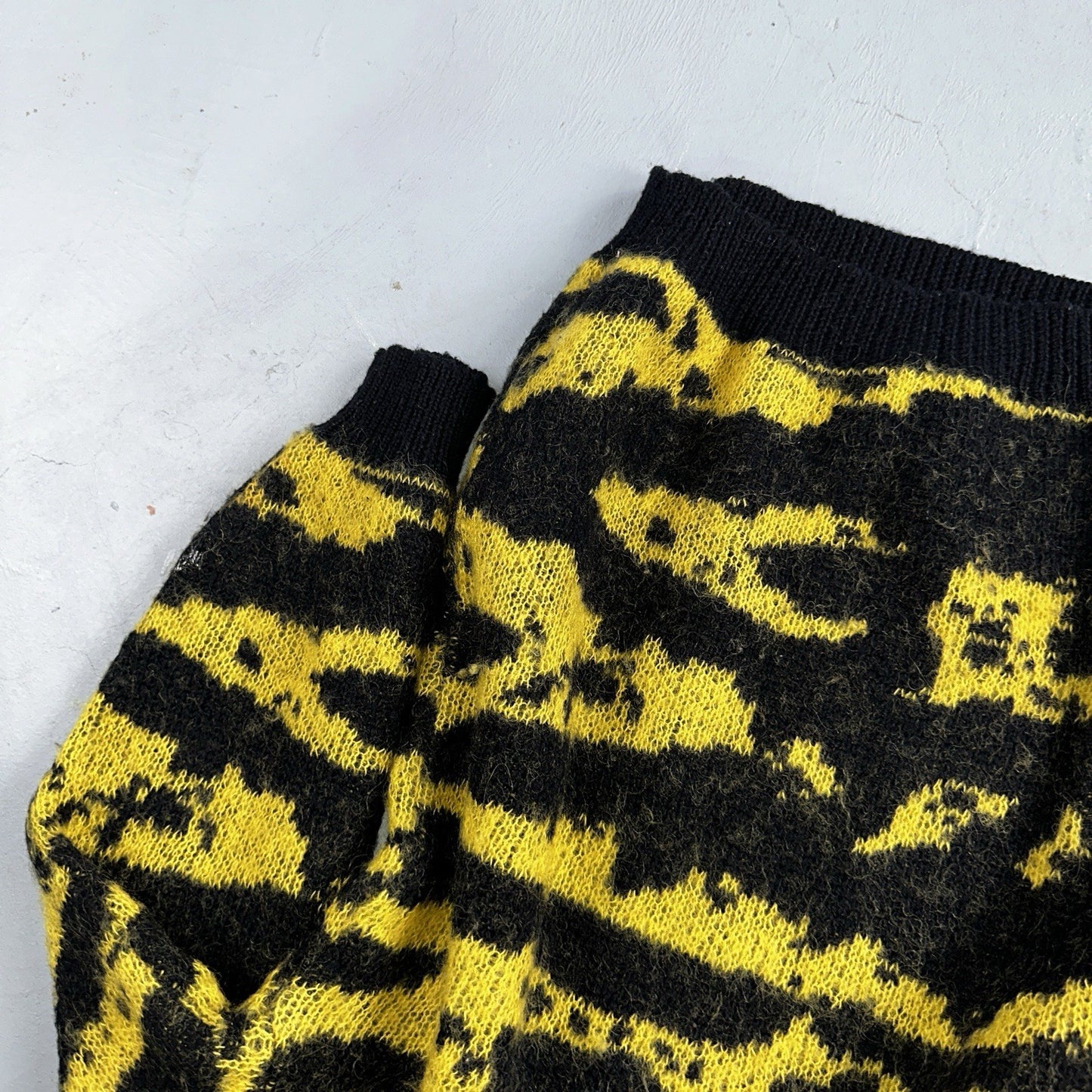 Vintage Nordstrom Brass Plum Nordic Yellow Black Wool Sweater M 80s Retro