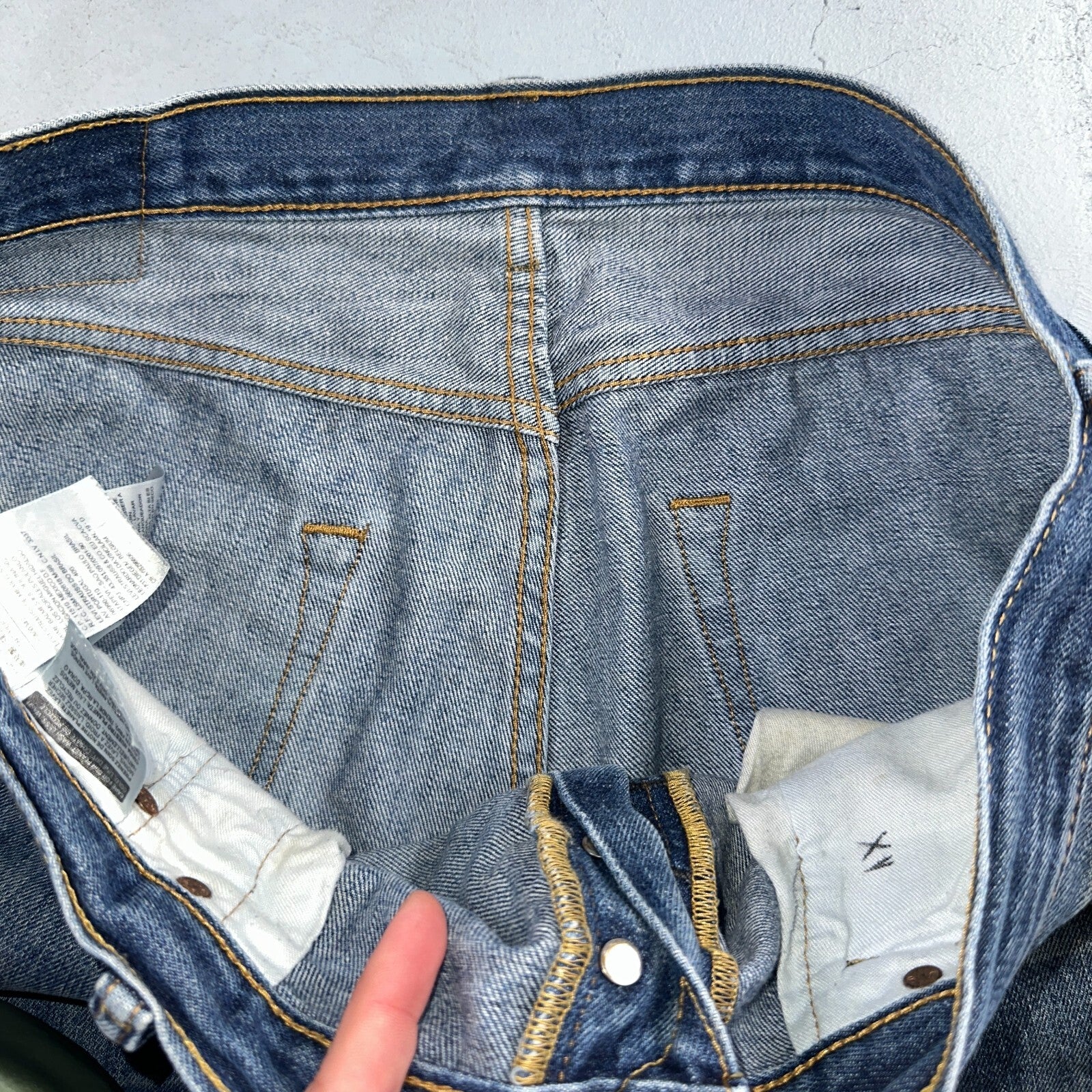 Levis 501 Y2K XX Straight Leg Jeans Blue VTG Med Wash 36x34 Act 37x32