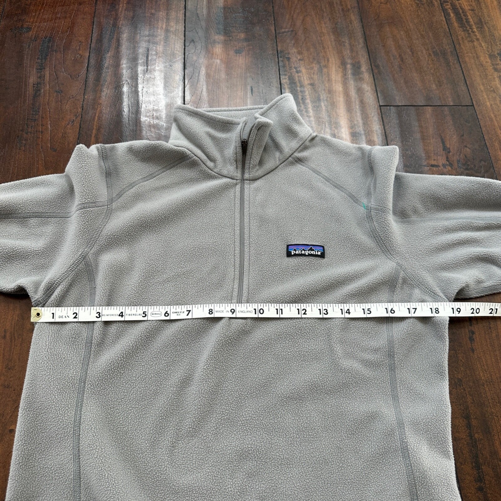 Patagonia Women’s Size M Sweater Fleece Pullover Jacket 1/4 Zip Gray