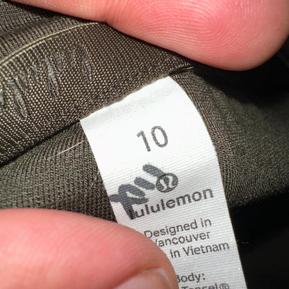 Lululemon On The Move Pant Lightweight in Green Olive Sage Womens Size 10