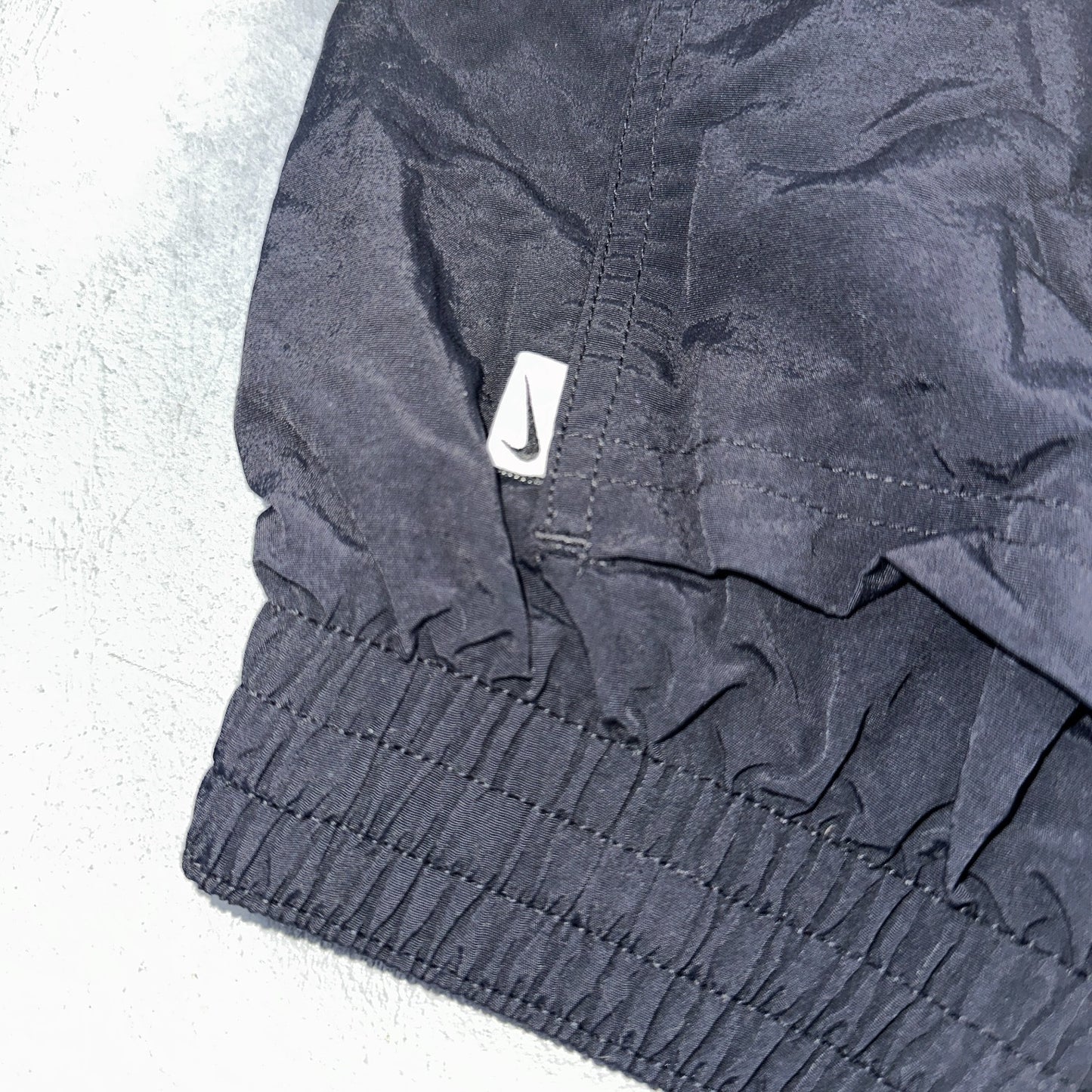 Nike Swim Shorts Size L Mens Solid Icon 6" Black NESSB636-001 Trunks