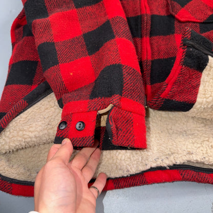 Vtg 80s CAL CRAFT USA Men’s L Red Black Buffalo Plaid Wool Sherpa Hunting Jacket