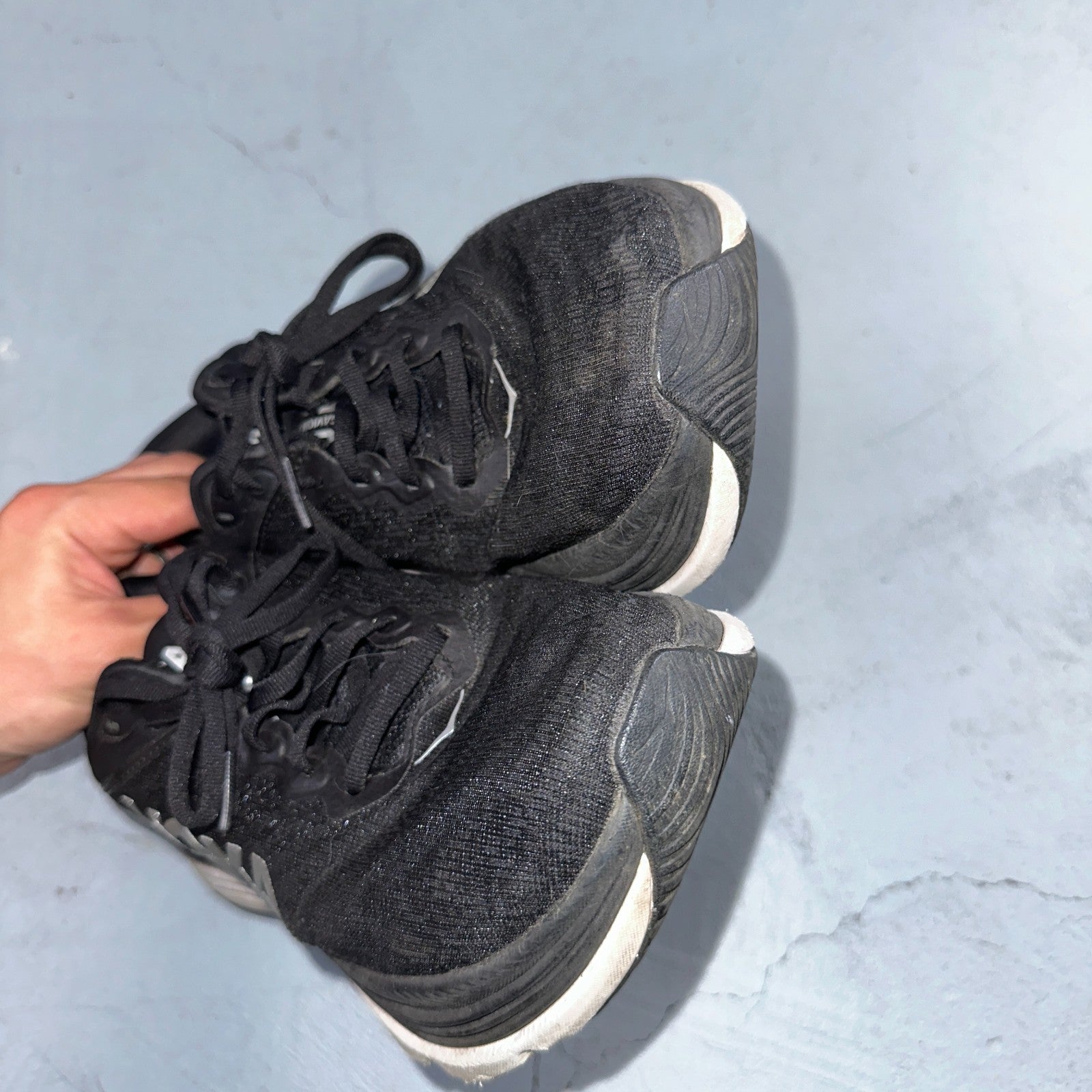 Hoka One One Womens Gaviota 5 1134235 BWHT Black Running Shoes Size 7 D