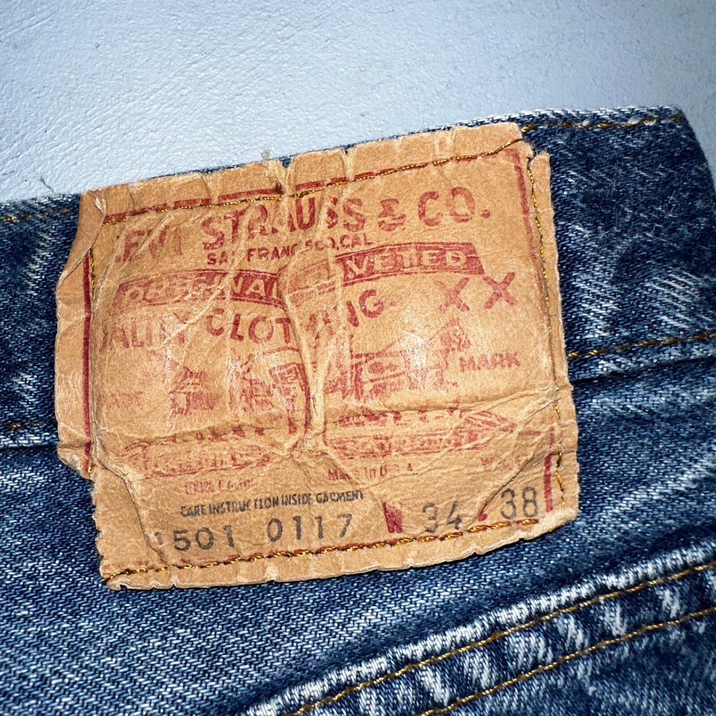 Levis 501 Vintage 80s USA XX Straight Leg Jeans Blue Med Wash 34x38 Act 31x33