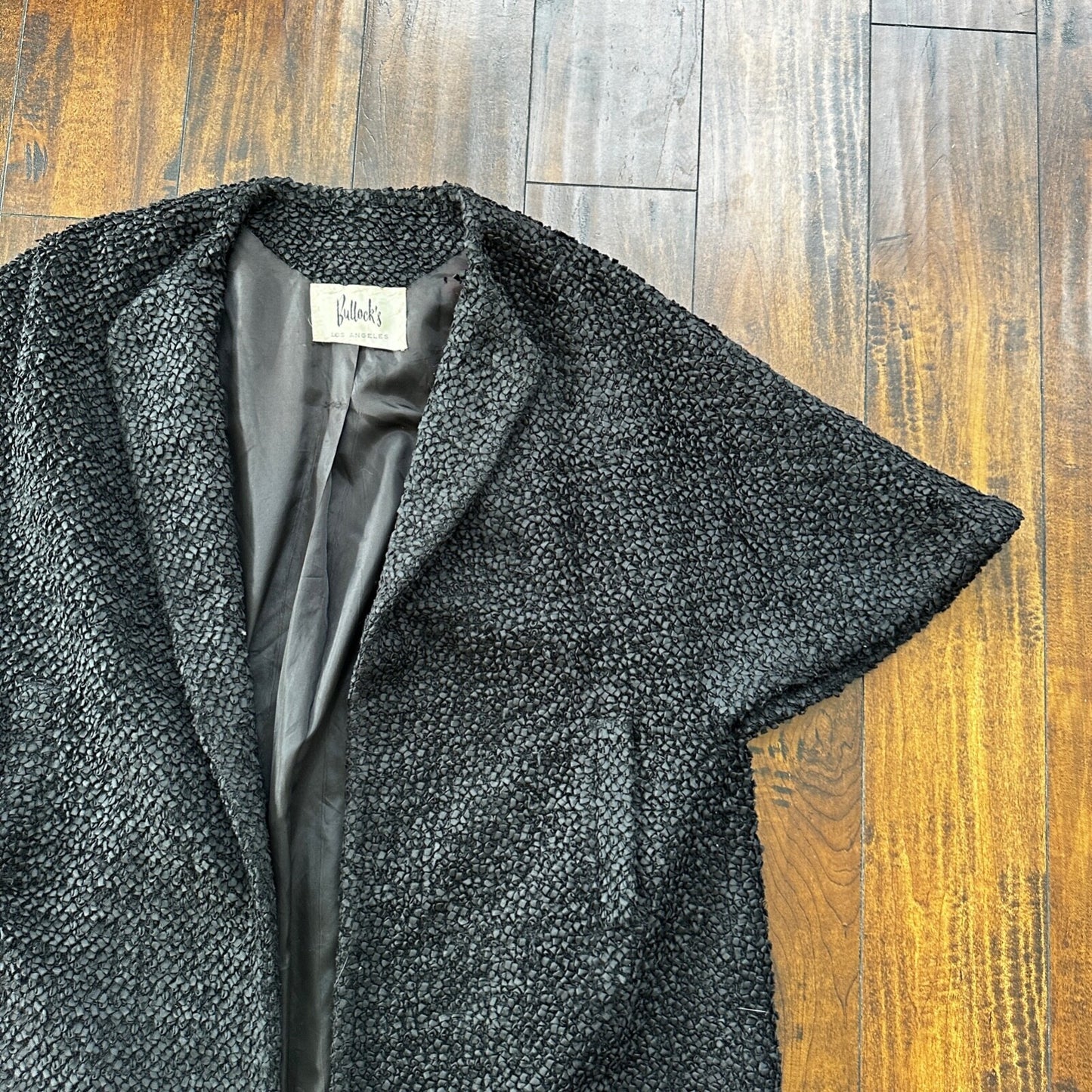 VTG 1960s Bullock’s Womens Shrug Coat Jacket Cute Fall Poly Black Rockabilly 60s