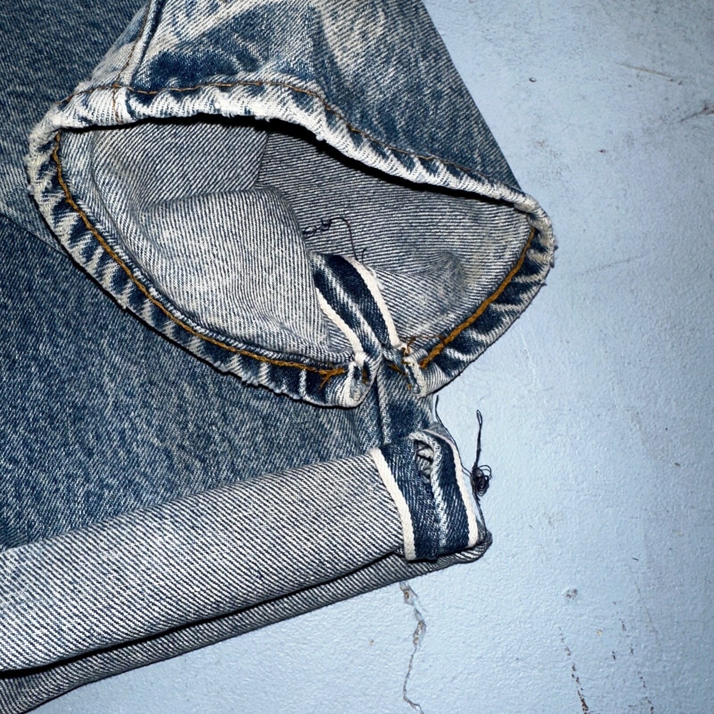 Levis 501 Vintage 80s Redline Selvedge USA XX Jeans Med Wash 28x34 Act 26x30