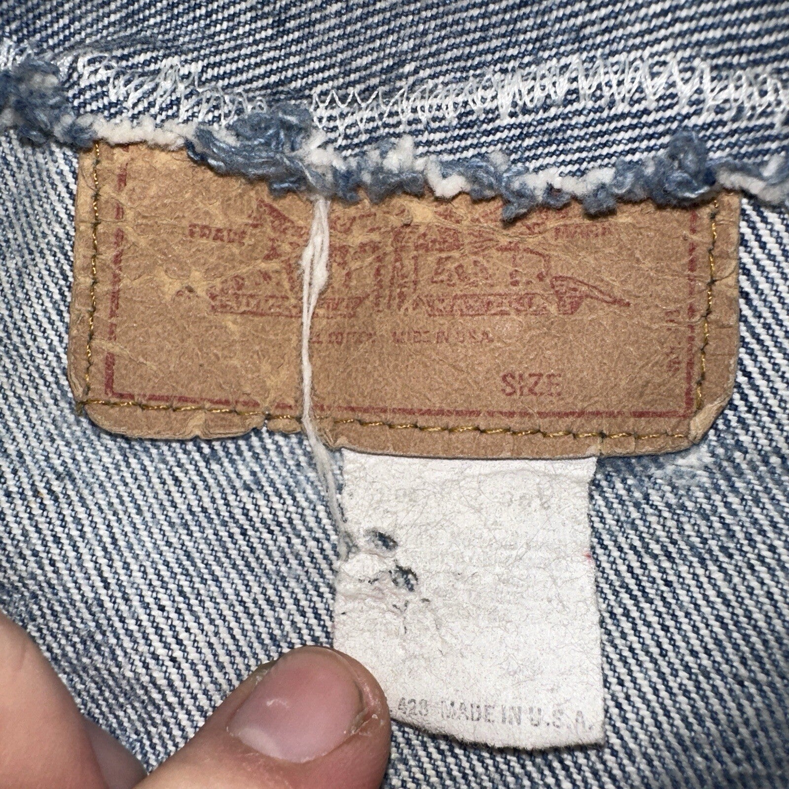 Levis VTG Denim Size 42 Type 3 III Trucker Jean Jacket Thrashed 1970s 70s Patch