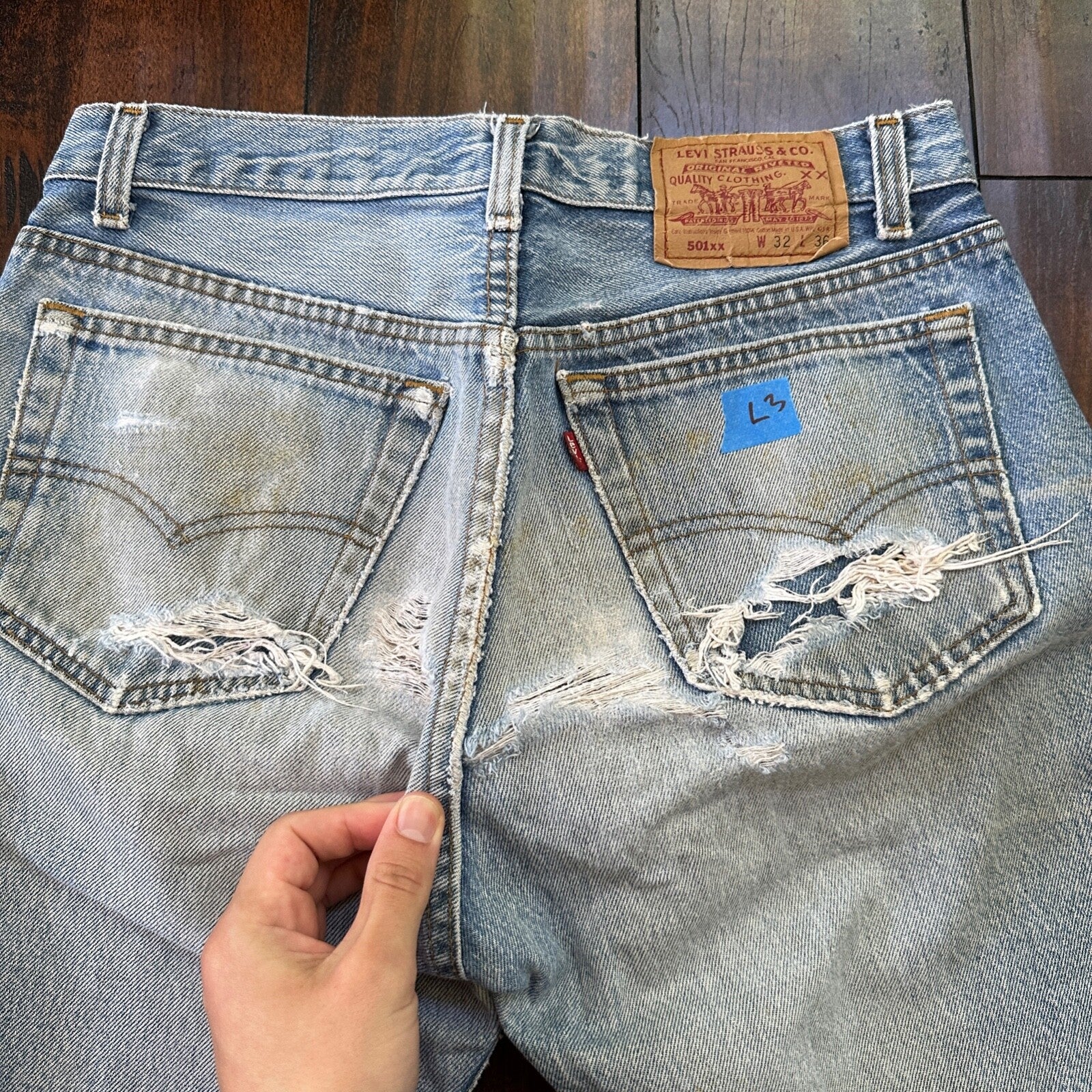 Levis 501 Vintage 90s Straight Leg XX USA Jeans 32x36 Thrashed Wash Act 30x31