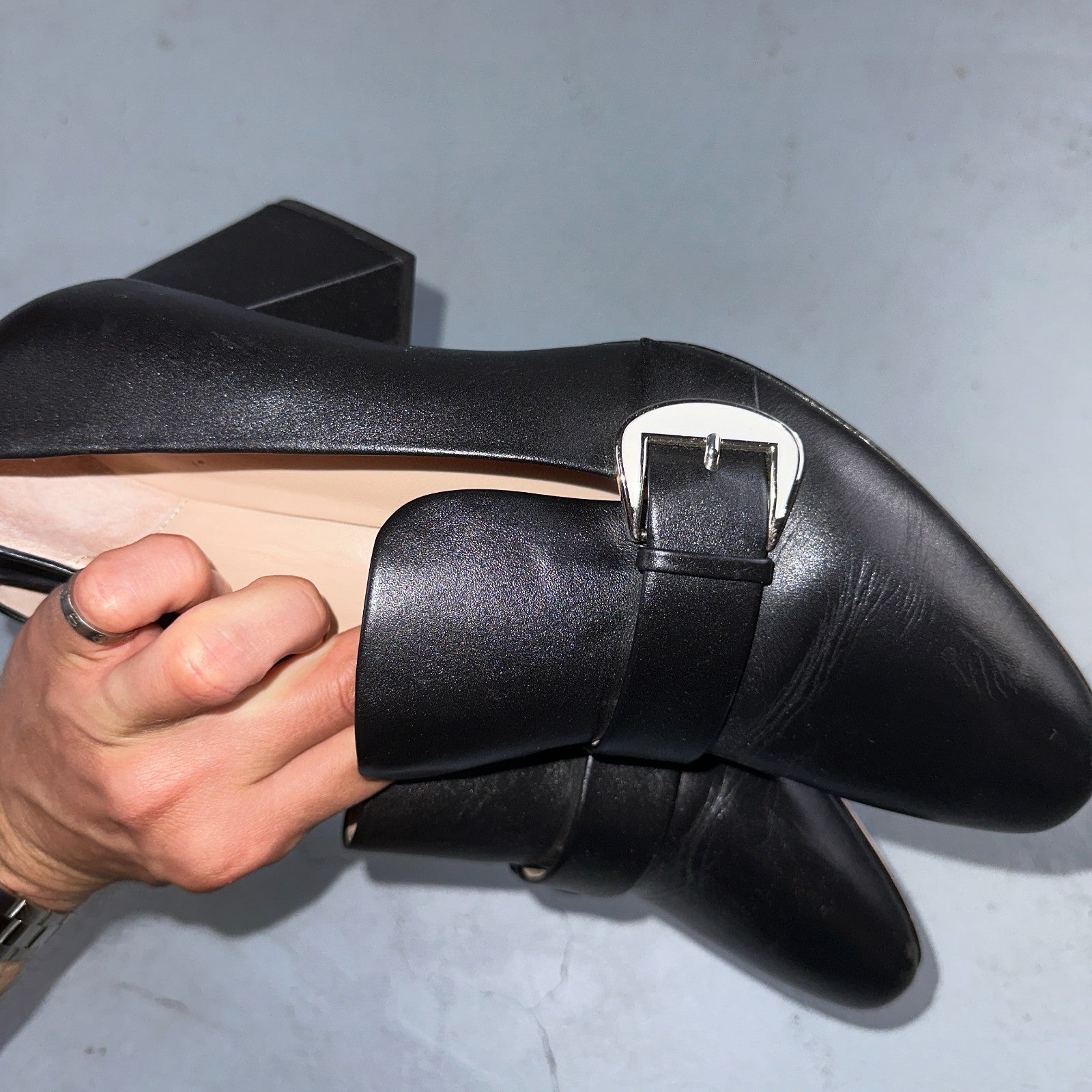 Kate Spade Alia Black Block Heel Pump 9.5 Leather Chunky Silver Tone Buckle