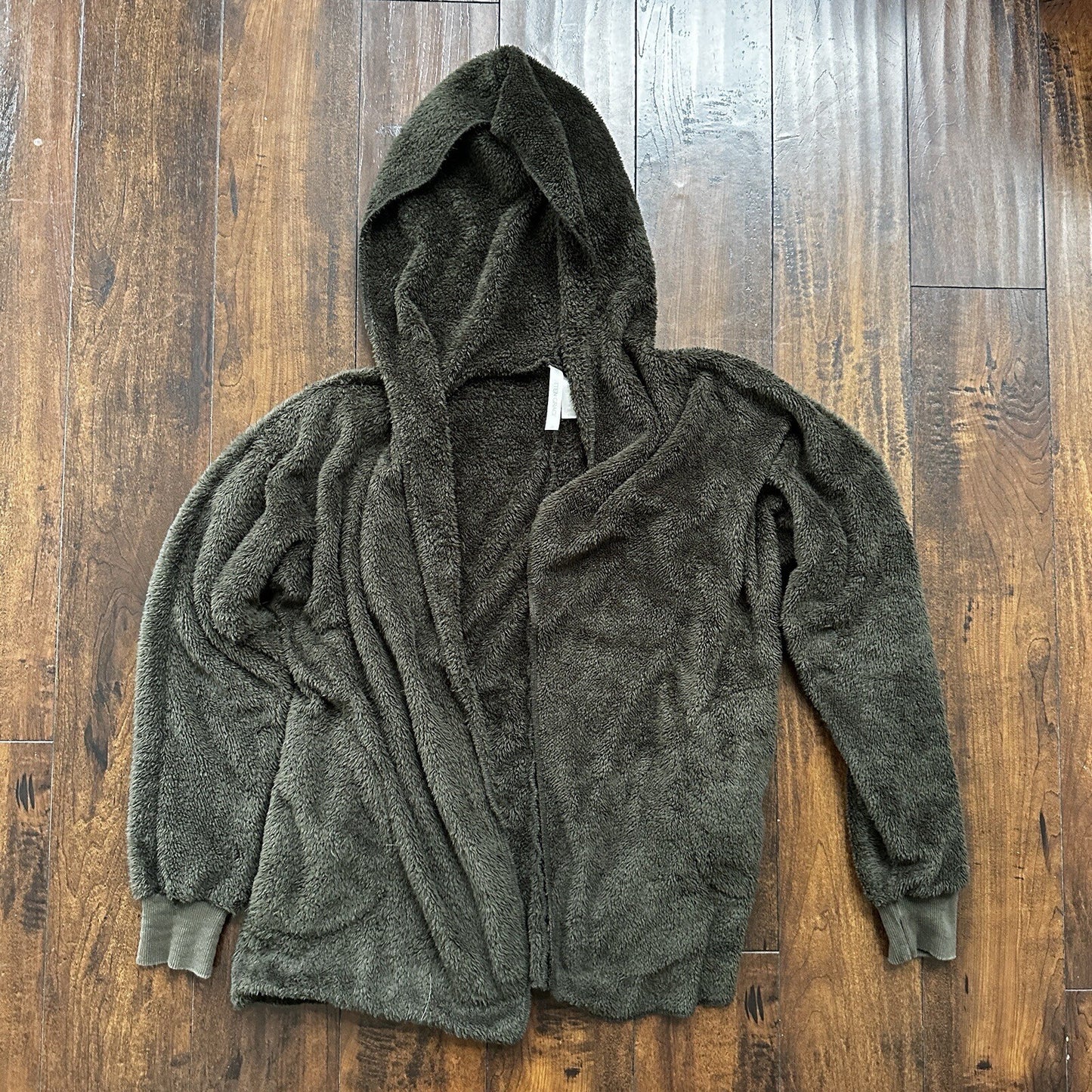 Forgotten Grace Furry Cardigan Womens Medium Green Open Front Athleisure Cozy