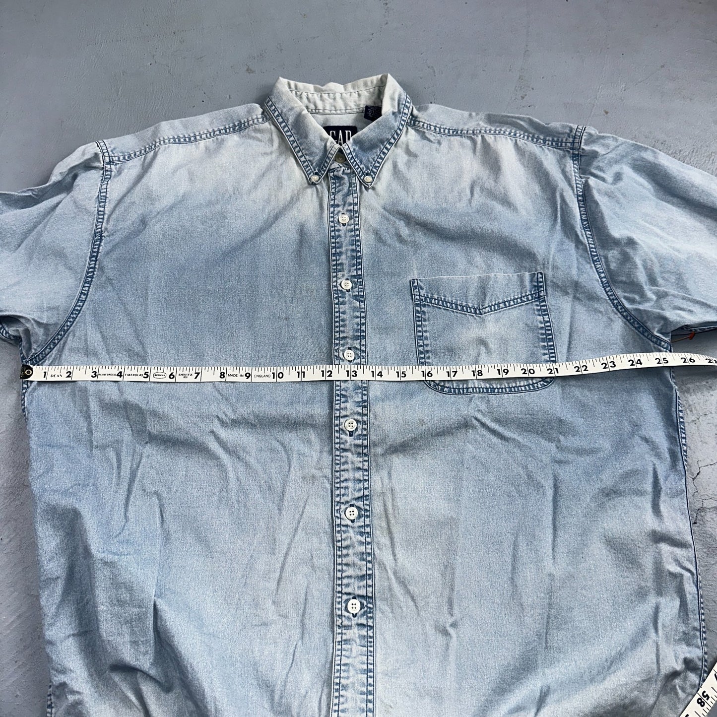 Gap 90s VTG Denim Shirt Mens XL Blue Cotton Casual Standard Button Up Faded