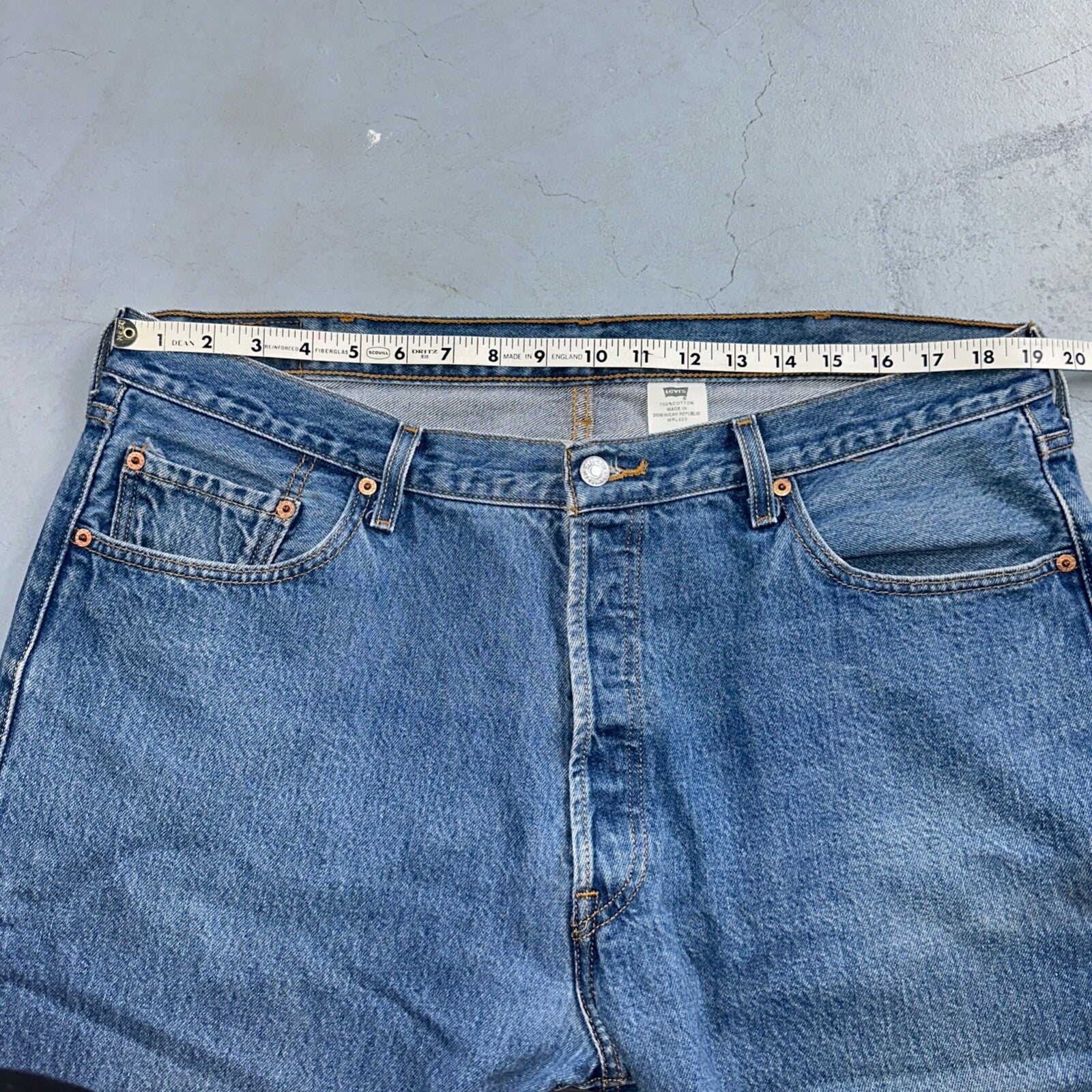 Levis 501 Vintage Y2K XX Straight Leg Jeans Blue Med Wash 42x32 Act 38x28