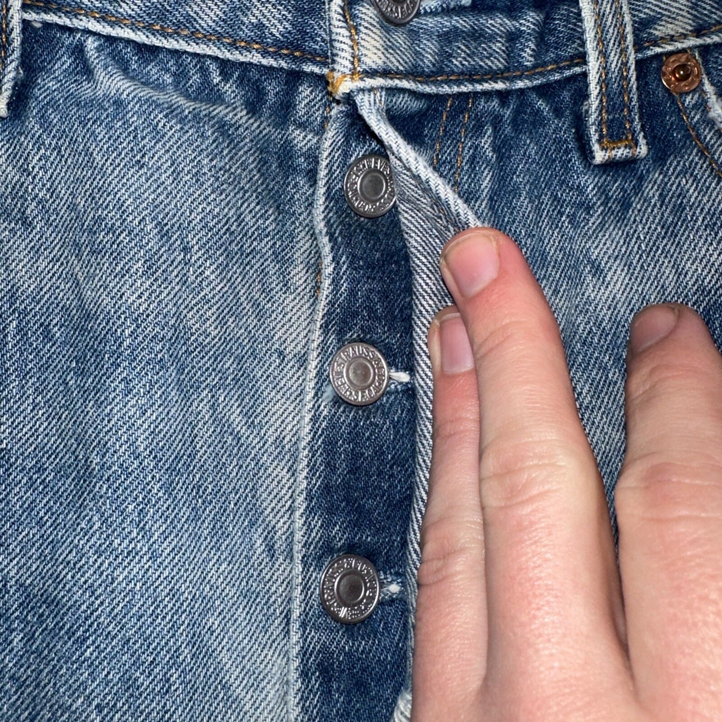 Levis 501 Vintage Y2K Mexico Straight Leg Jeans 34x33 90s Med Wash Act 32x29