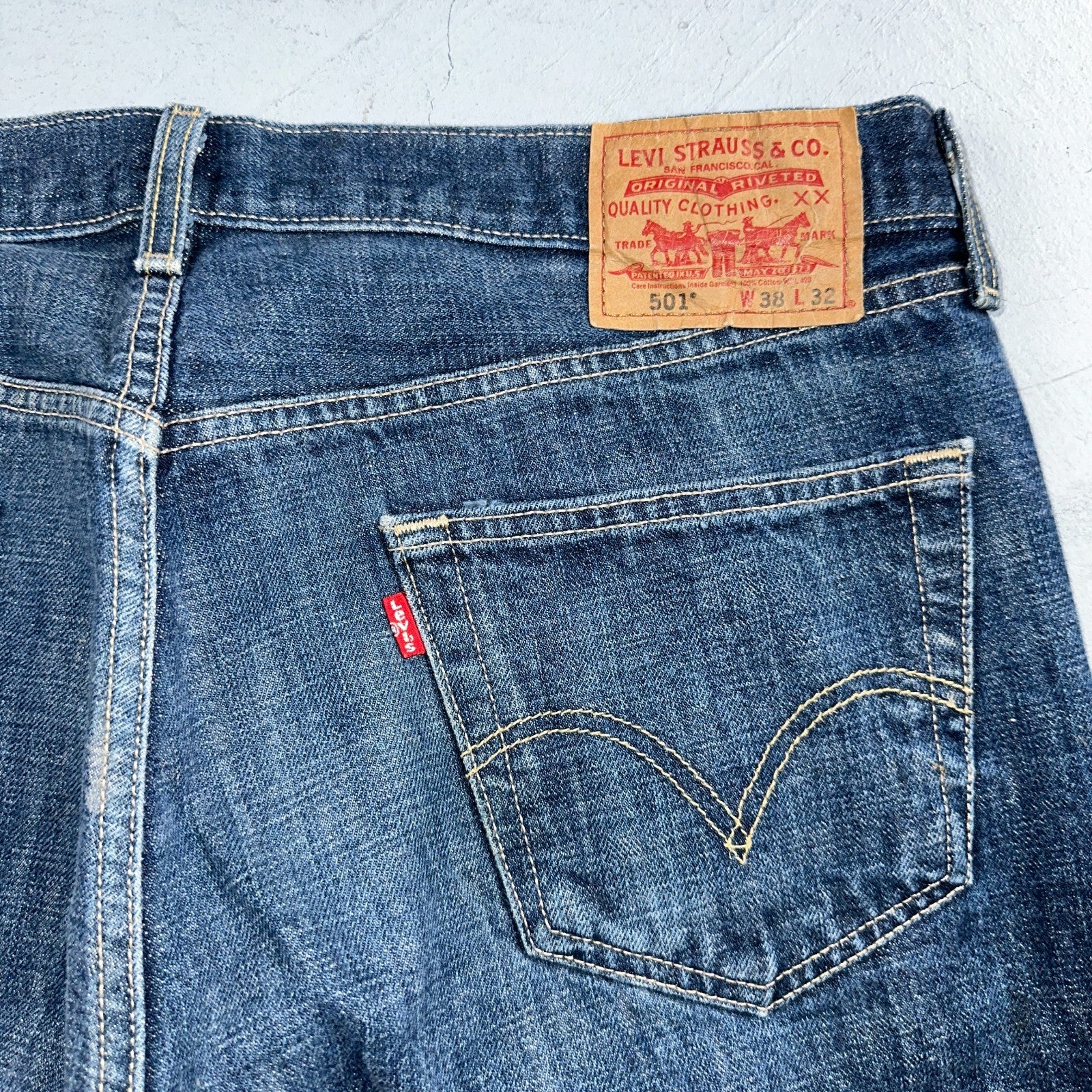 Levis 501 Vintage Y2K XX Straight Leg Jeans Blue Med Wash 38x32 Act 35x29