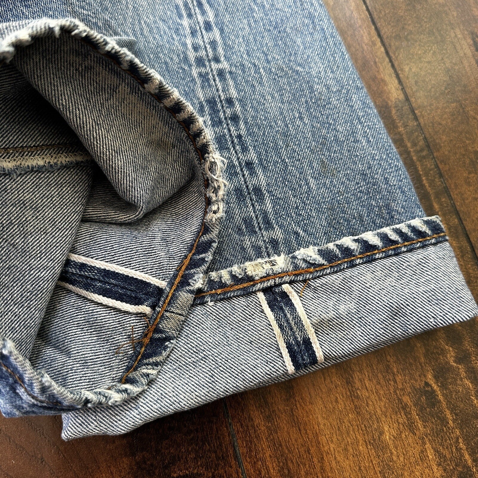 Levis Vintage 80s Redline Selvedge USA 501 XX Jeans Light Wash 31x33 Act 28x29