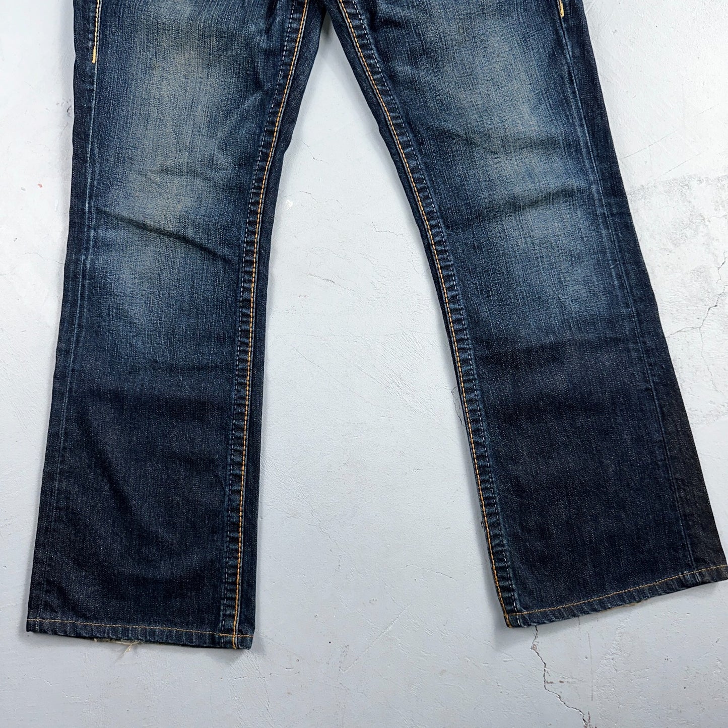 True Religion VTG Billy Big T Blue Jeans Bootcut Y2K Made USA Sz 30 (32x30)