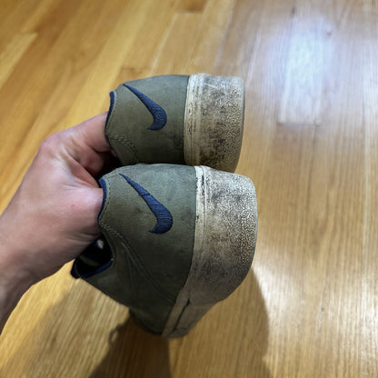 Nike GTS 1996 VTG Womens Size 9 Tennis Shoes Travis Scott Olive Thrashed 90s Sho