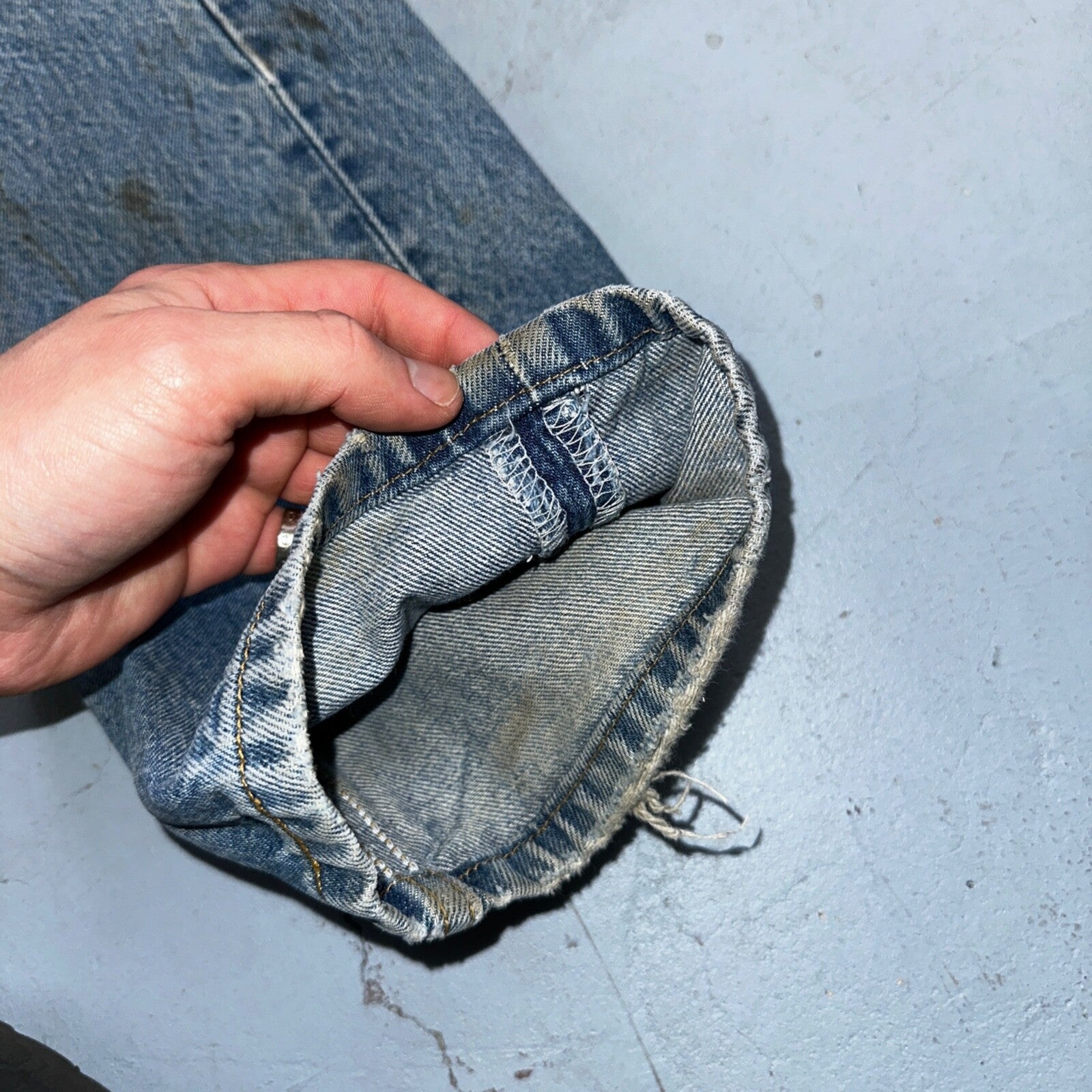 Levis 501 Vintage Y2K XX Straight Leg Jeans 90s Blue Med Wash 33x33 Act 30x30