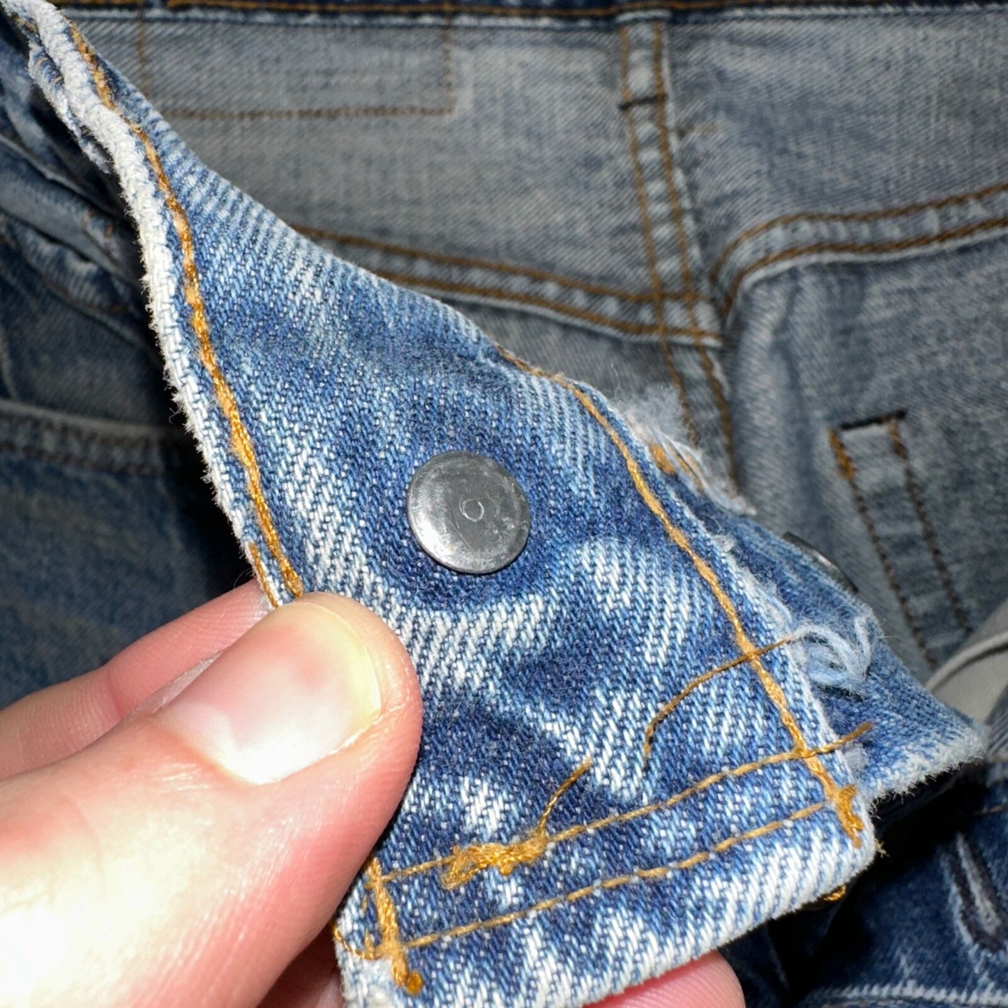 Levis 501 Vintage 80s Redline Selvedge USA XX Jeans Med Wash 28x34 Act 26x30